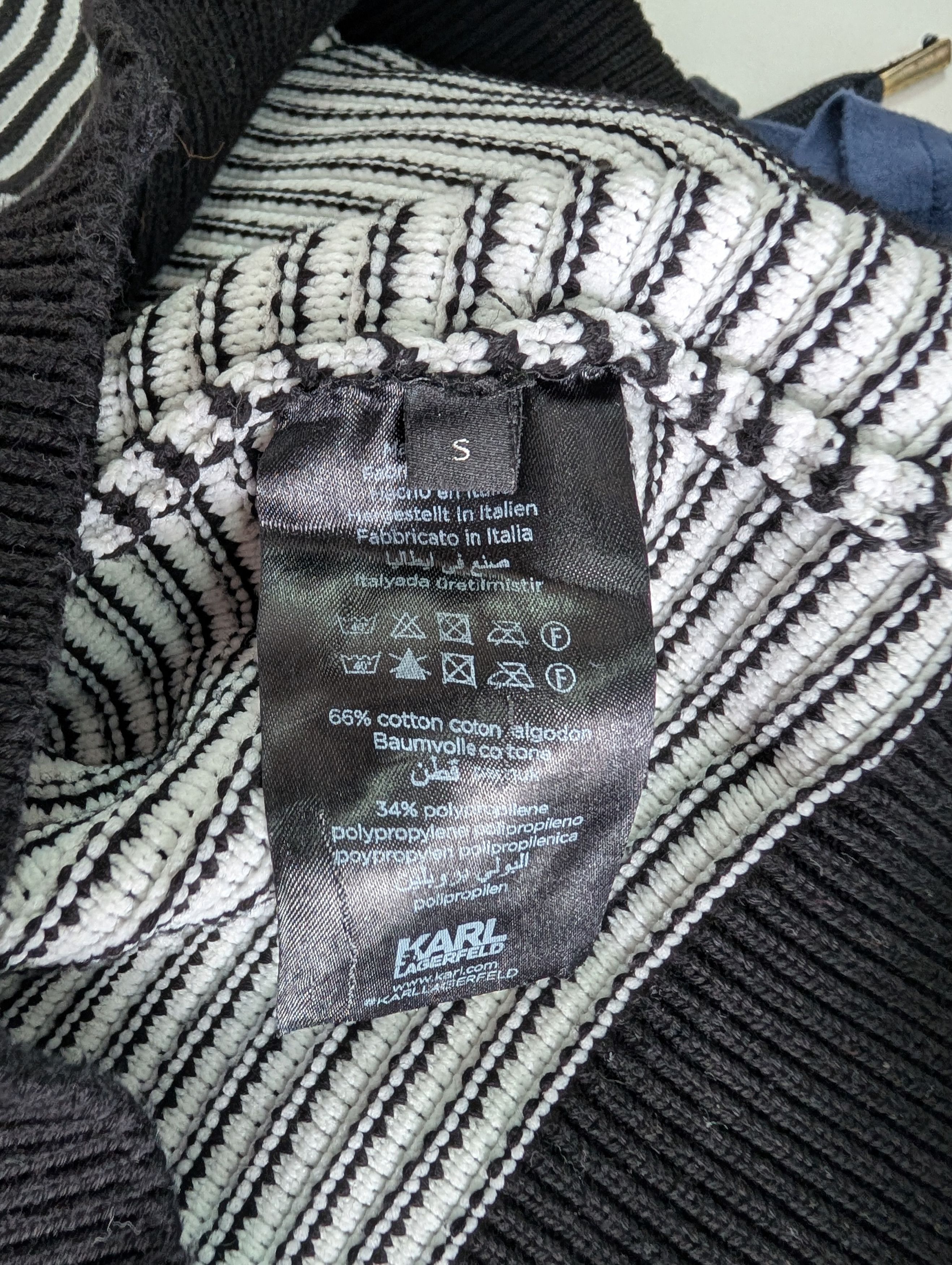 Karl Lagerfeld Karl Lagerfeld Black And White Karl Lagerfeld Sweater Size S / US 4 / IT 40 - 5 Thumbnail