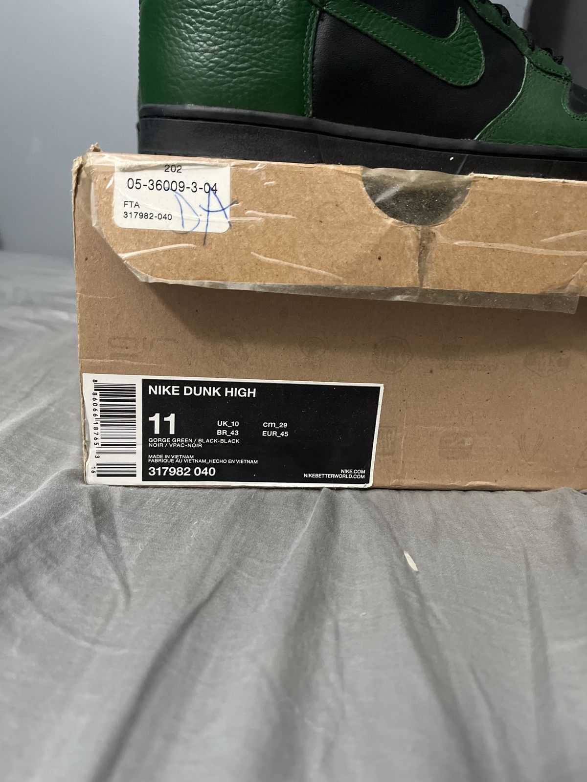 Nike ‘12 Gorge Green Dunk High Size US 11 / EU 44 - 10 Thumbnail