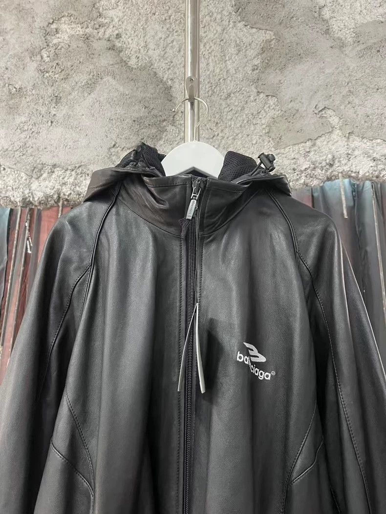 Balenciaga Balenciaga Embroidered Logo Leather Jacket Size US S / EU 44-46 / 1 - 3 Thumbnail