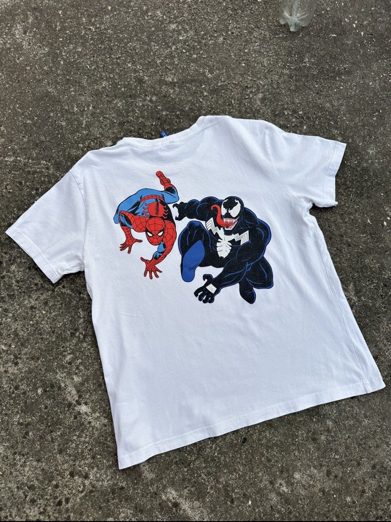 Marvel Comics Vintage Venom & SpiderMan T-shirt Marvel Comics Size US L / EU 52-54 / 3 - 6 Thumbnail