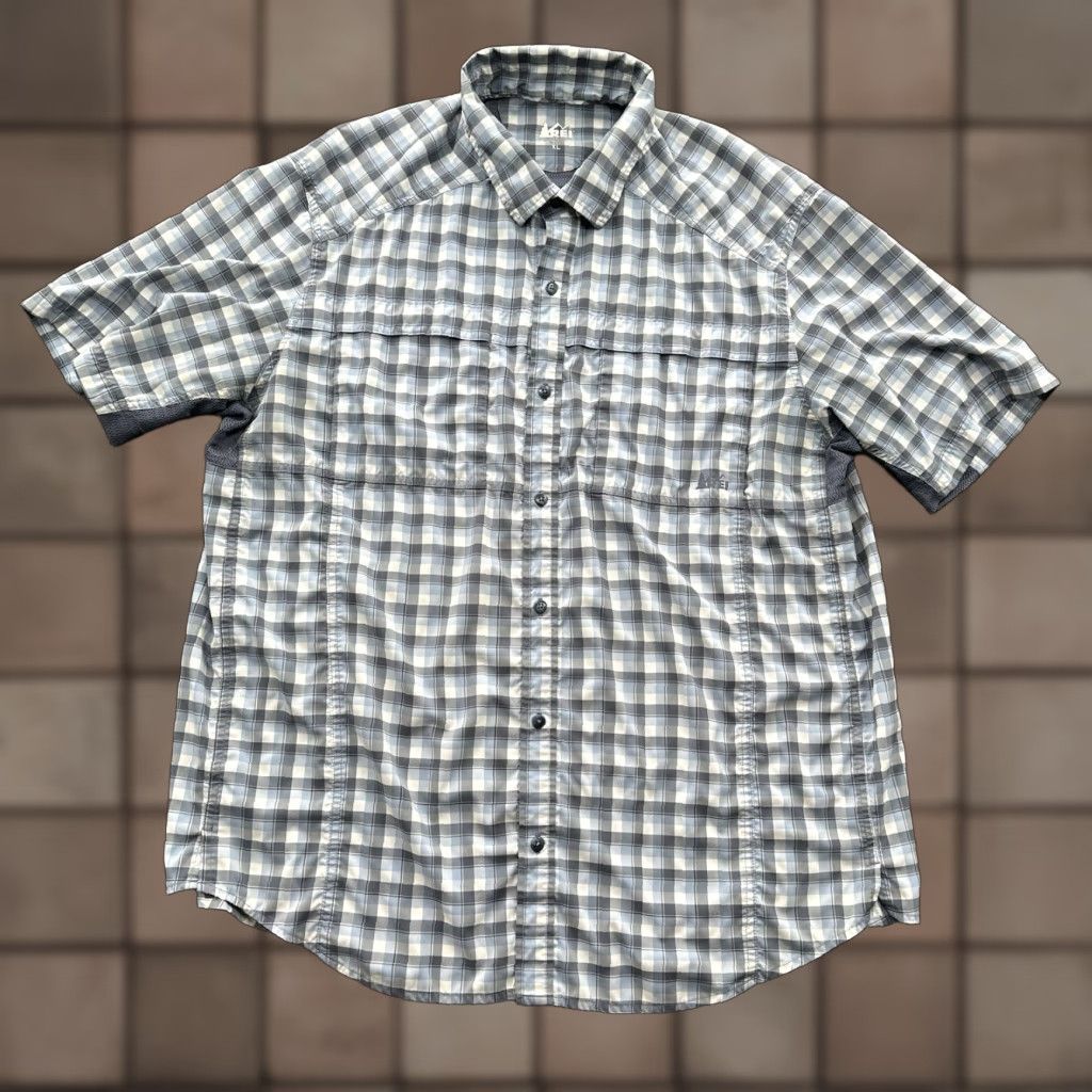 Vintage REI Shirt Men XL Blue Plaid Polyester Button Up Vented Outdoor Hiking Exploring Shirt Size US XL / EU 56 / 4 - 1 Thumbnail