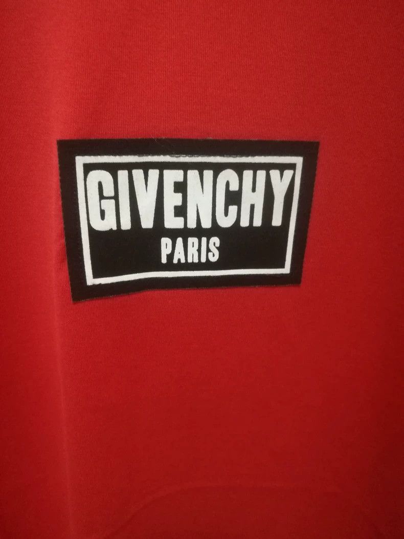 Givenchy Givenchy Red Chest Patch Letter Logo Short Sleeve T-Shirt Size US S / EU 44-46 / 1 - 3 Thumbnail