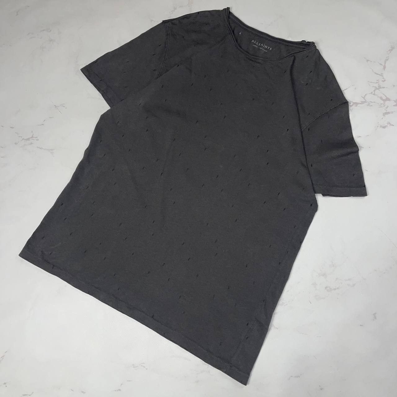 Allsaints distressed allsaints tshirt hole size L\ Size US L / EU 52-54 / 3 - 1 Thumbnail
