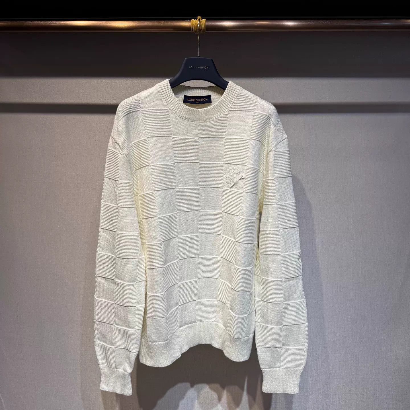 Louis Vuitton Louis Vuitton white checkerboard knit sweater S new Size US S / EU 44-46 / 1 - 1 Thumbnail