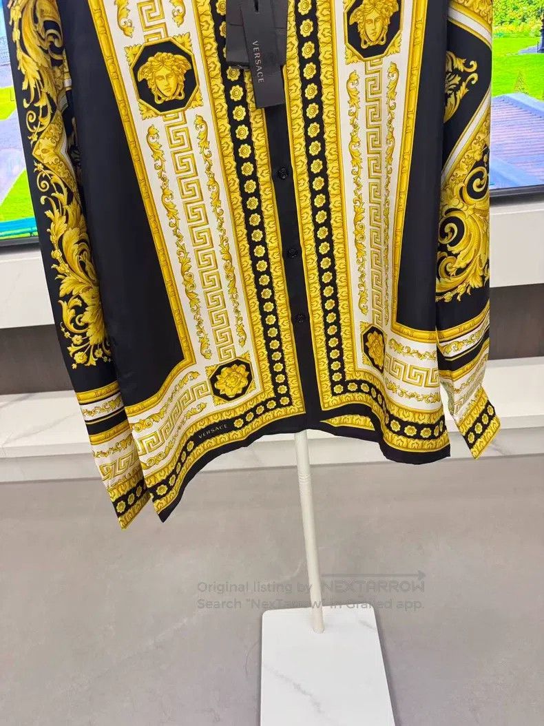 Versace Versace Silk black gold medusa long-sleeved shirt Size US L / EU 52-54 / 3 - 5 Thumbnail
