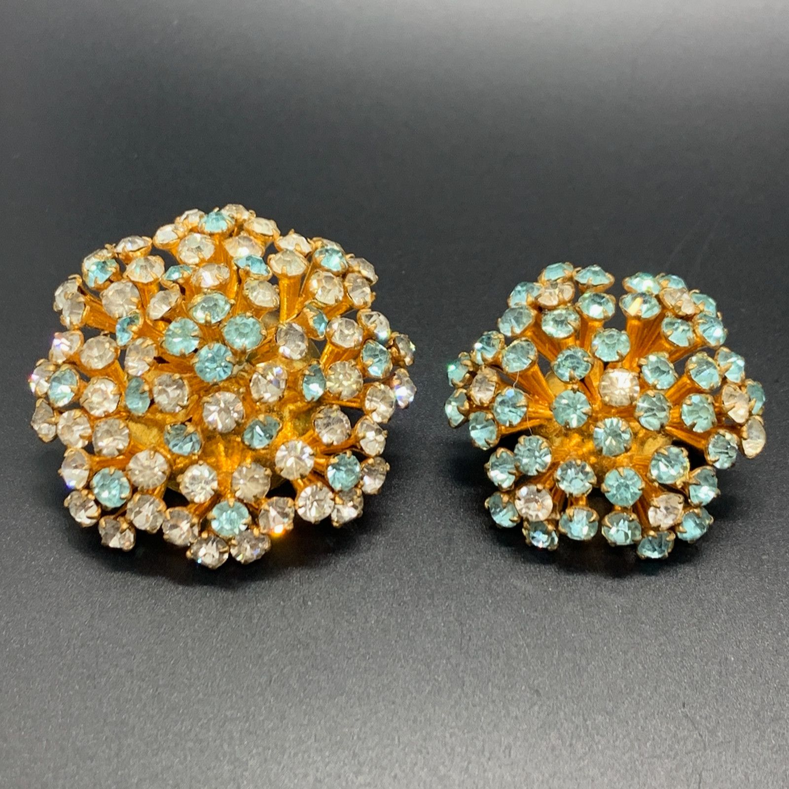 Other Czechoslov Vintage Gold Tone Blue Rhinestone Brooch Set Size ONE SIZE - 1 Thumbnail