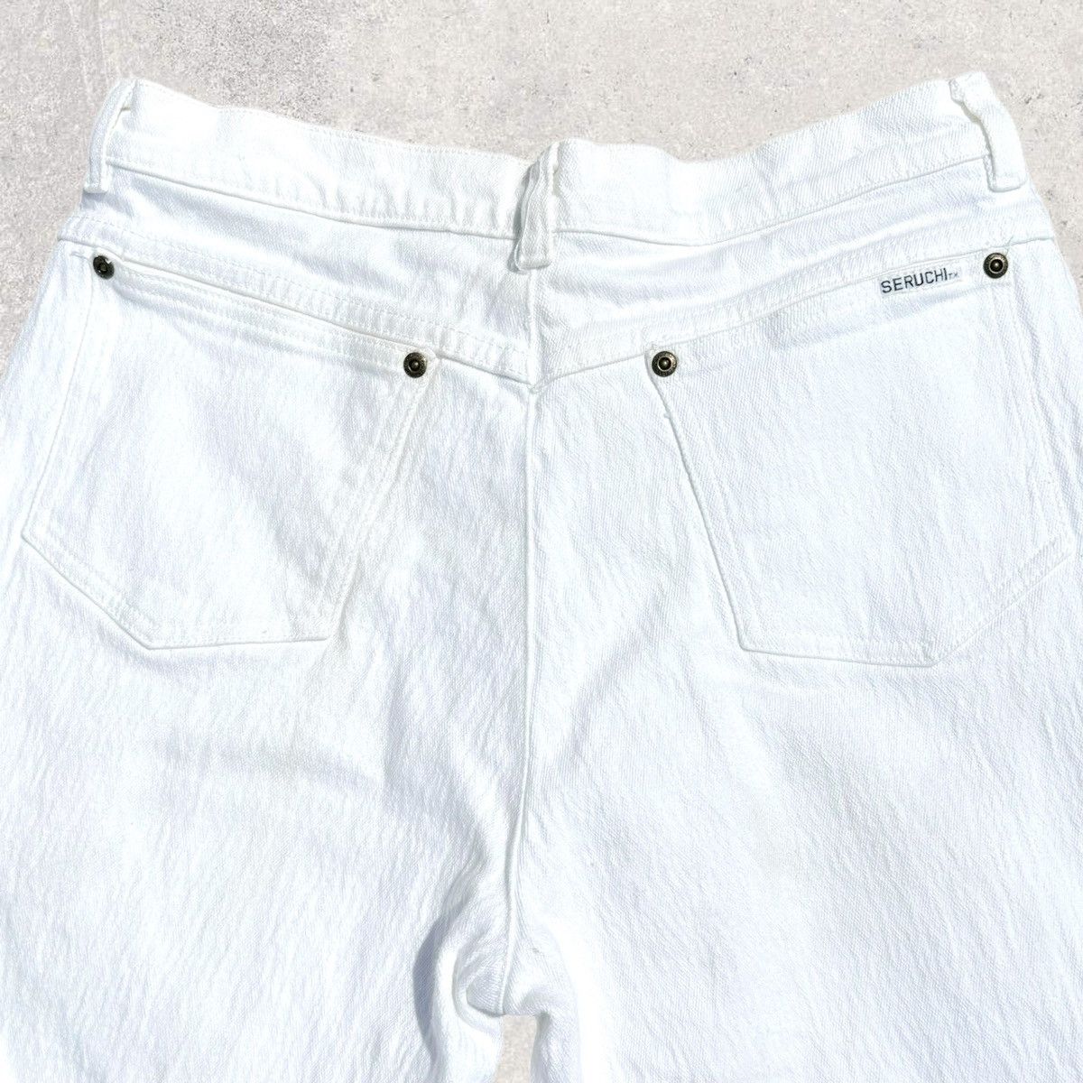 Vintage Vintage White High Waisted Jeans Size 30" / US 8 / IT 44 - 1 Thumbnail