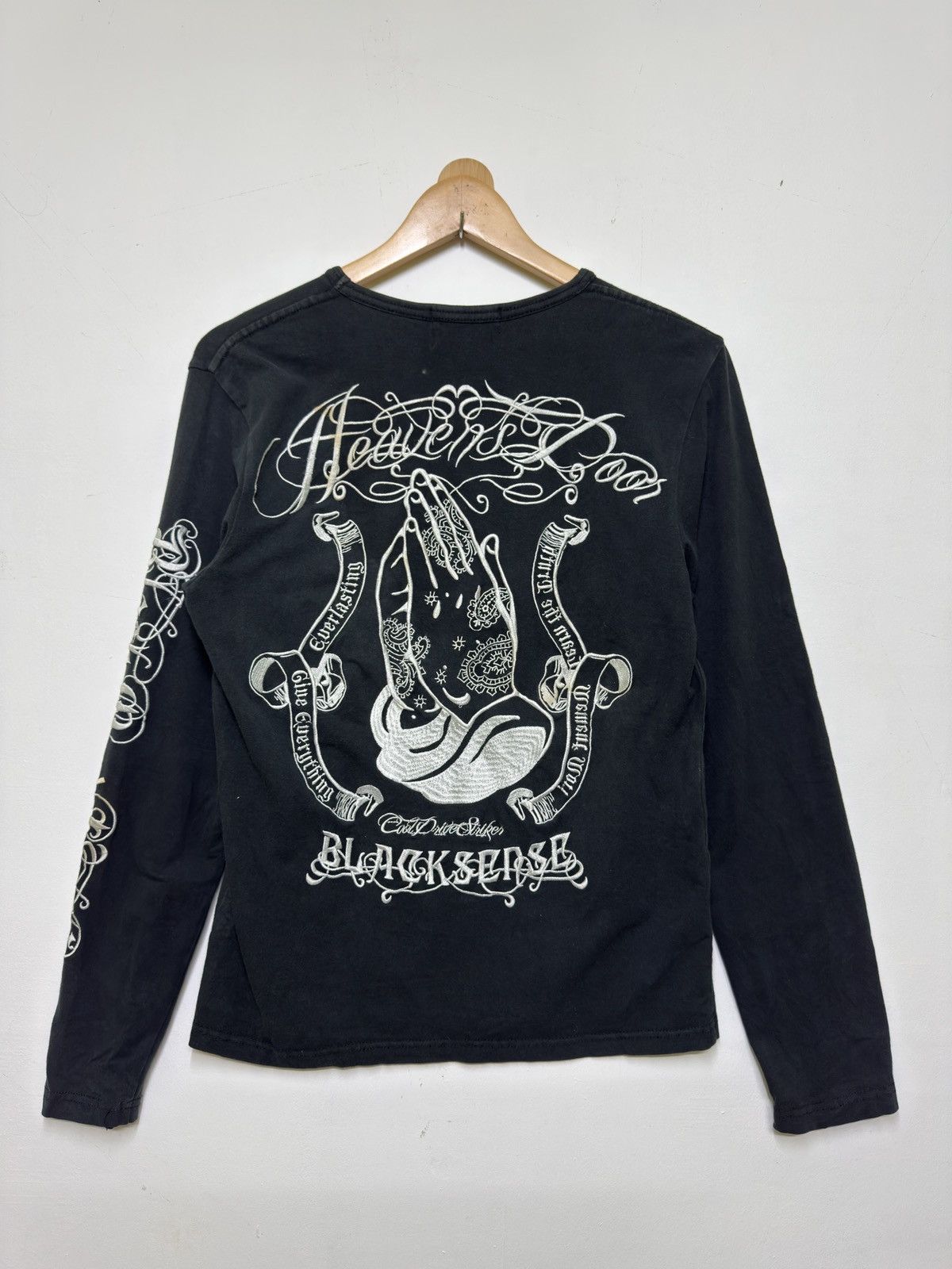 Vanson Leathers CDS BlackSense Praying Hands Gothic Long Sleeve Tee Size US XS / EU 42 / 0 - 1 Thumbnail