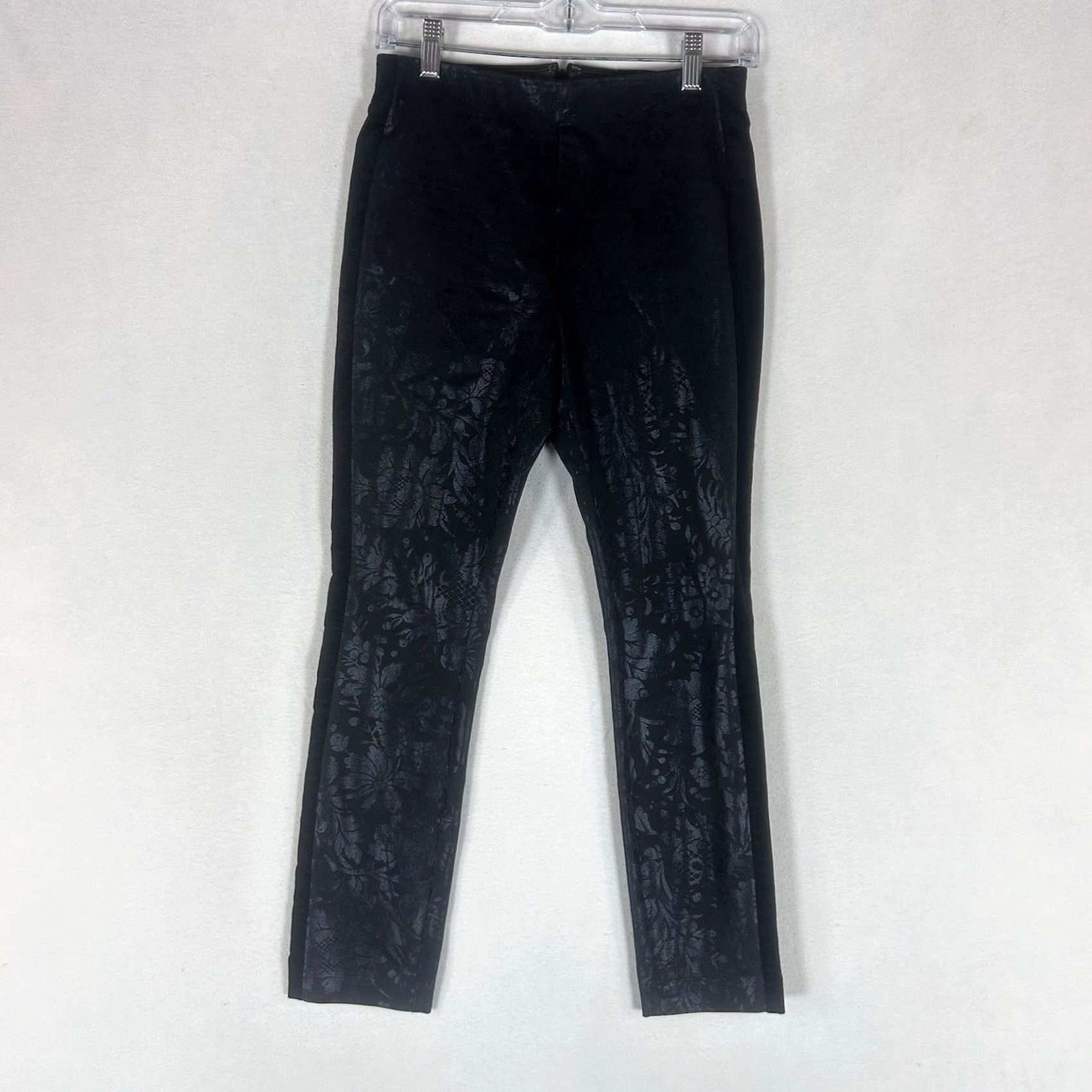 Anthropologie Anthropologie The Essential Skinny Pants Womens 0 Black Jacquard Brocade Foil Dress Pants Skinny Inseam 26in Black Womens 0 Pants Size 25" / US 0 / IT 36 - 2 Thumbnail