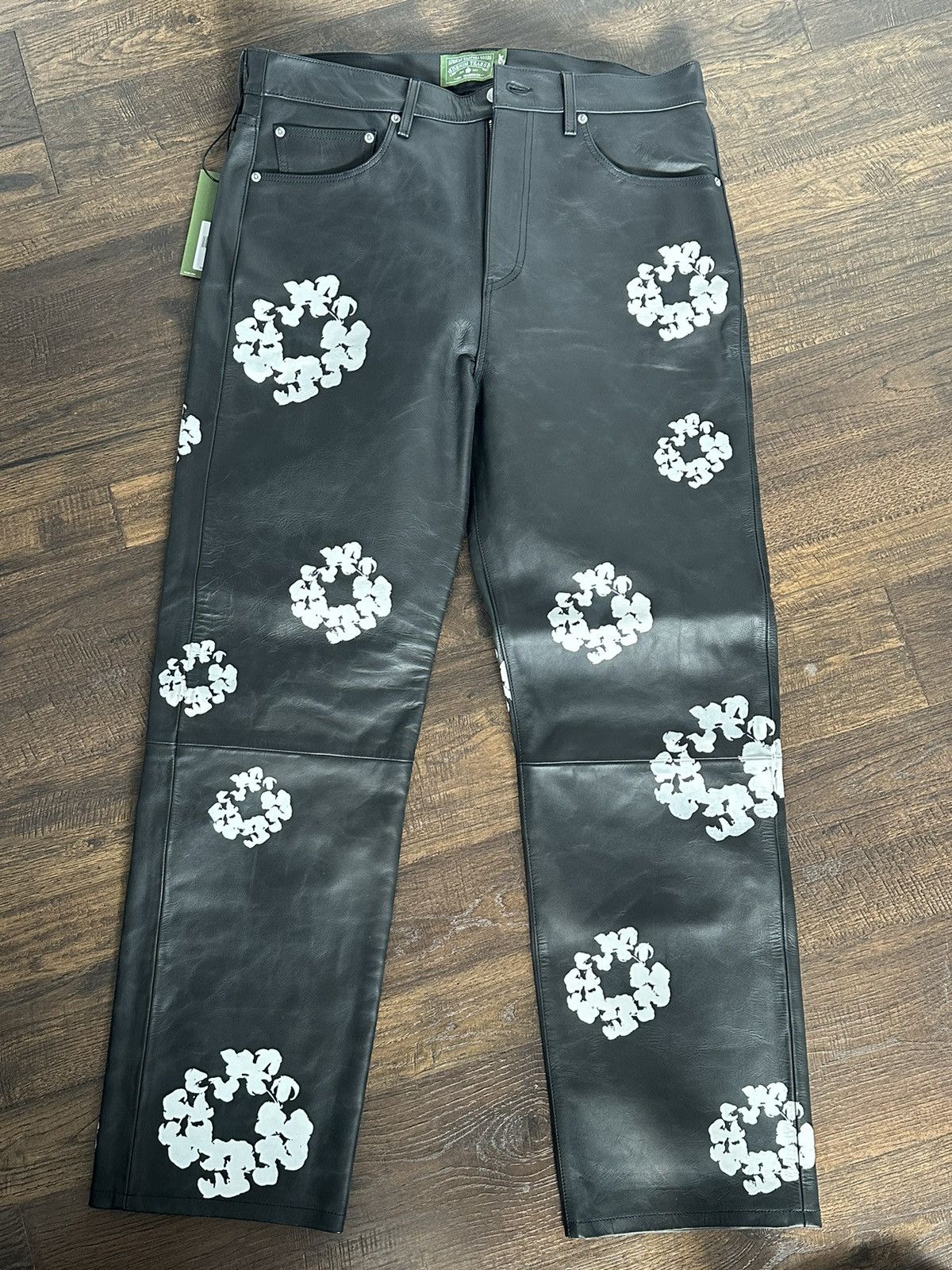 image of Levi’S X Denim Tears Leather Cotton Wreath Pants Size 36 in Black, Men's