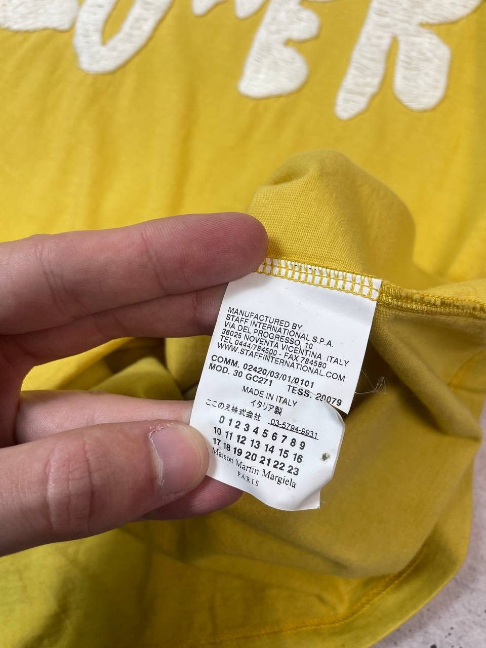 Maison Margiela New SS07 Maison Margiela Yellow Flower Logo Tee T-Shirt Y2K Size US M / EU 48-50 / 2 - 8 Thumbnail