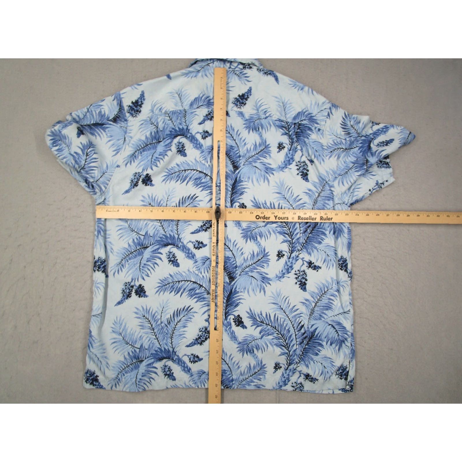 Tommy Bahama VINTAGE? (No) Size US L / EU 52-54 / 3 - 5 Thumbnail