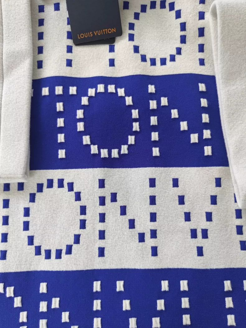 Louis Vuitton Louis Vuitton Blue and white monogram printed hoodie Size US M / EU 48-50 / 2 - 2 Thumbnail