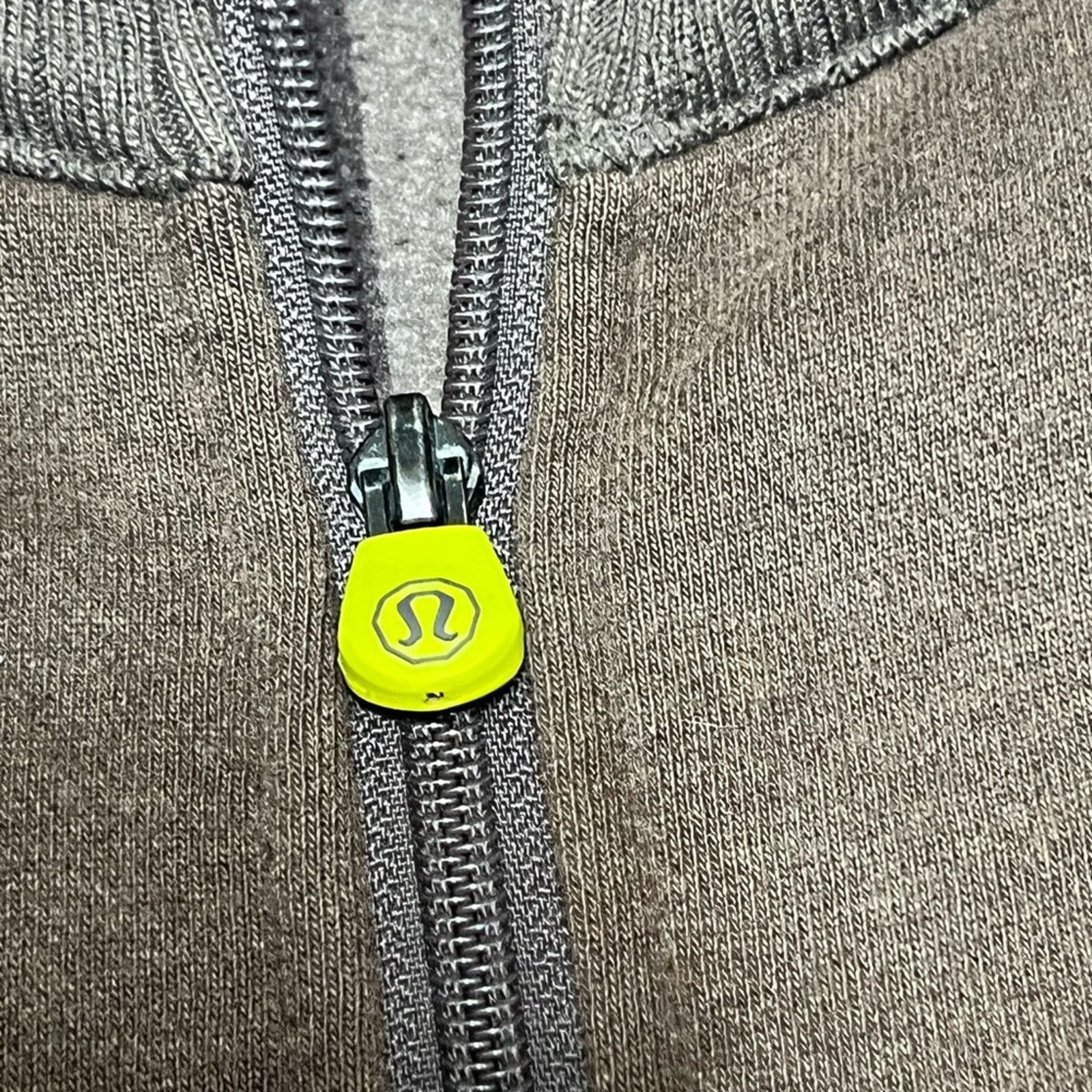 Lululemon Lululemon Surge Warm Full Zip Brown Jacket Men's size LARGE Size US L / EU 52-54 / 3 - 7 Thumbnail