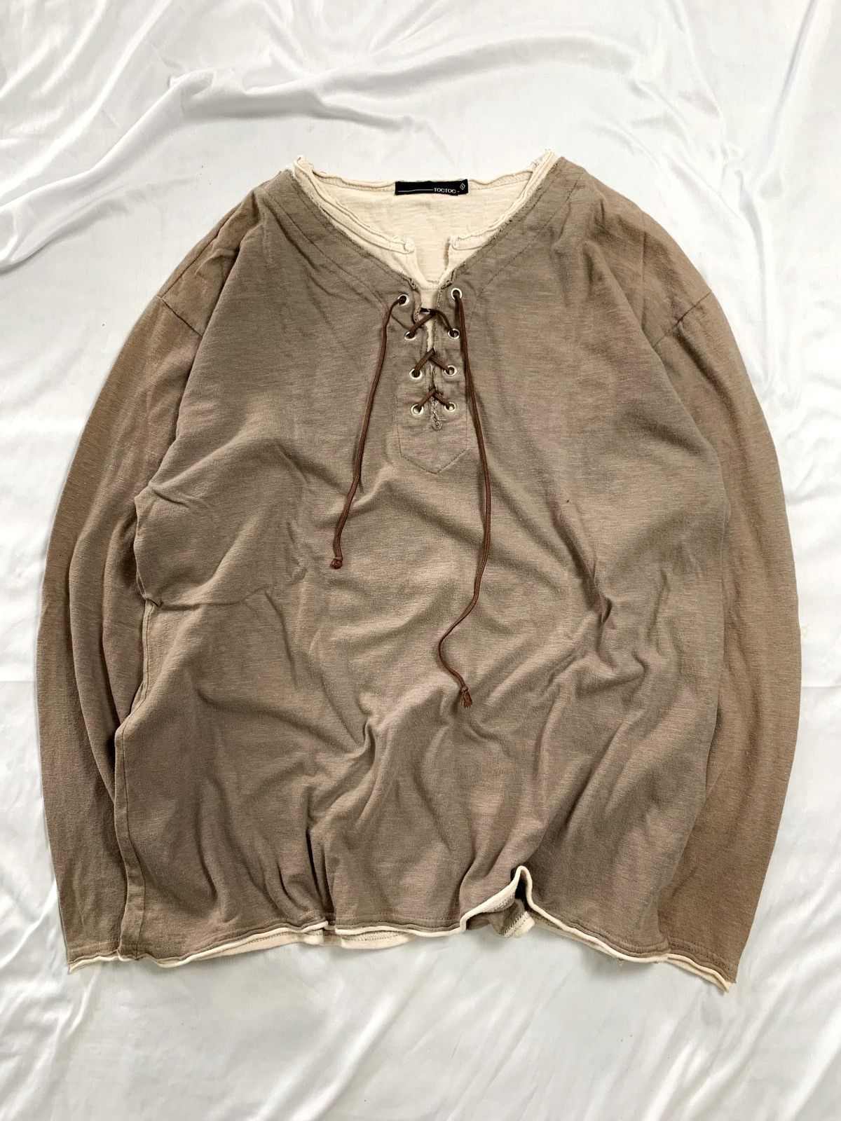 KMRii Japanese toctoc double layer Long Sleeve y2k gothic Size US M / EU 48-50 / 2 - 2 Thumbnail