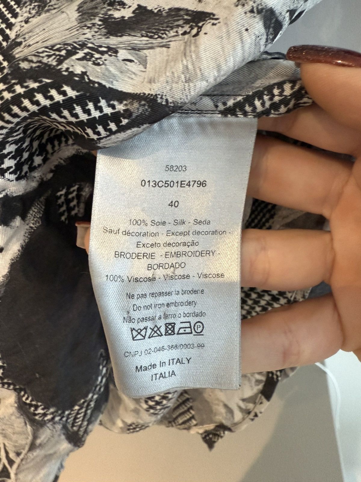 Dior Silk Dior Men Shirt EU 40 Size US S / EU 44-46 / 1 - 5 Thumbnail
