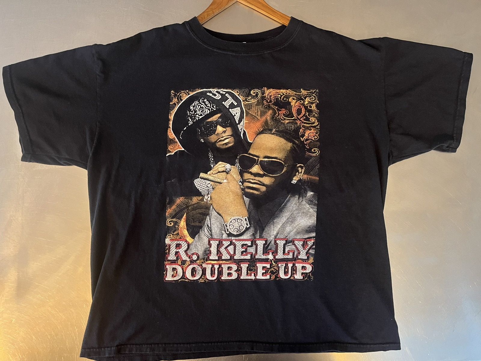 Vintage R.KELLY DOUBLE UP TOUR SHIRT 🐐💦 Size US XXL / EU 58 / 5 - 3 Thumbnail
