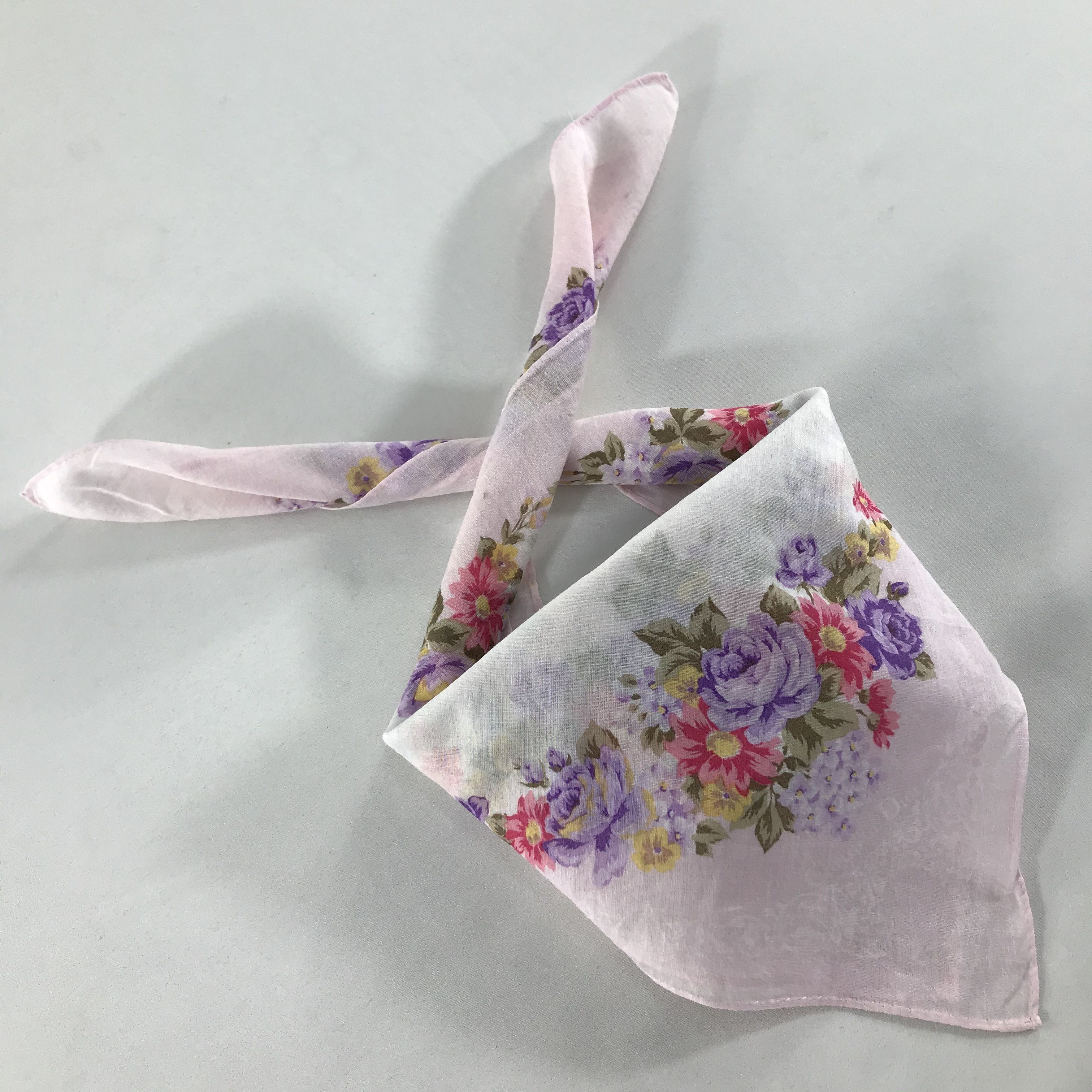 Vintage Vintage Neckerchief / Bandana / Handkerchief Size ONE SIZE - 2 Thumbnail