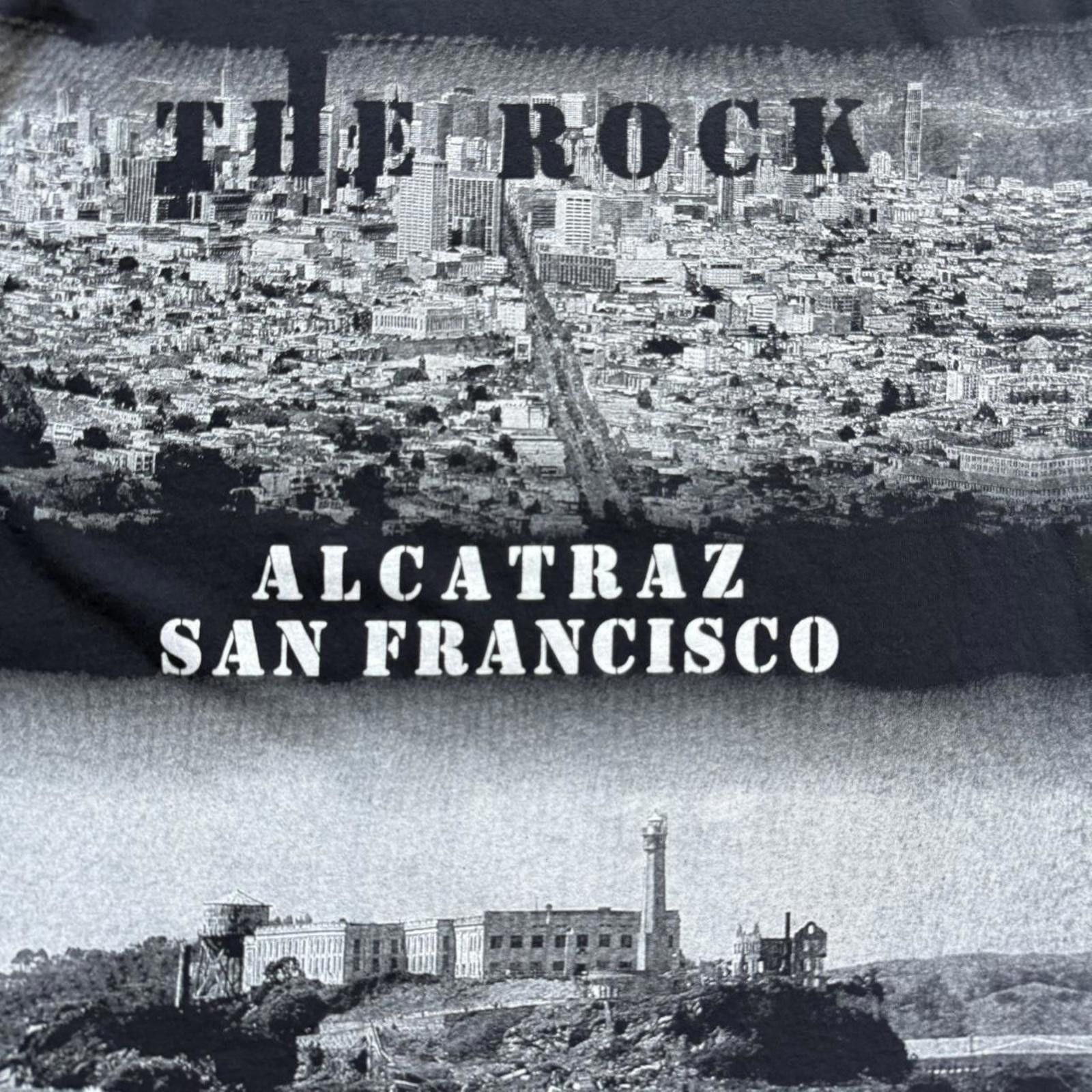 Other Alcatraz San Francisco “The Rock” Vintage Faded Y2K T-shirt Size US XXL / EU 58 / 5 - 4 Thumbnail