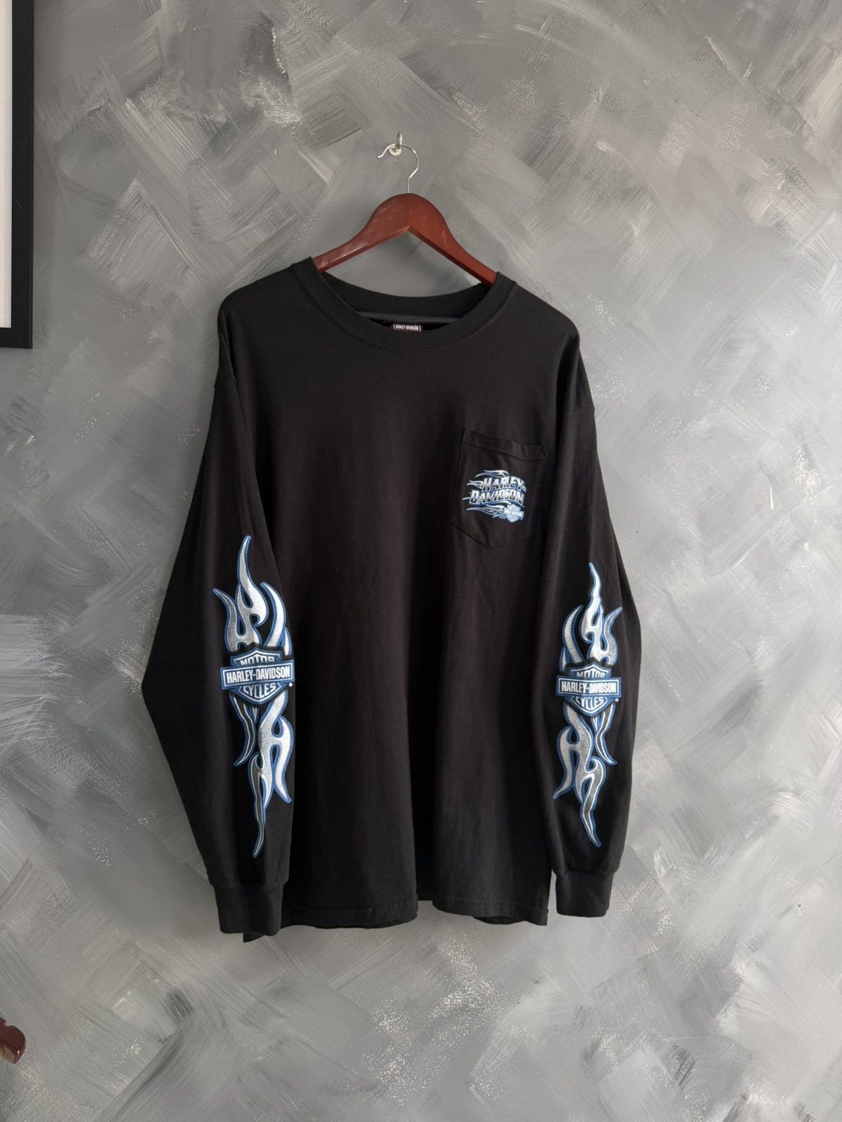 Harley Davidson Harley Davidson Blue Flames INSANE Size US XL / EU 56 / 4 - 5 Thumbnail