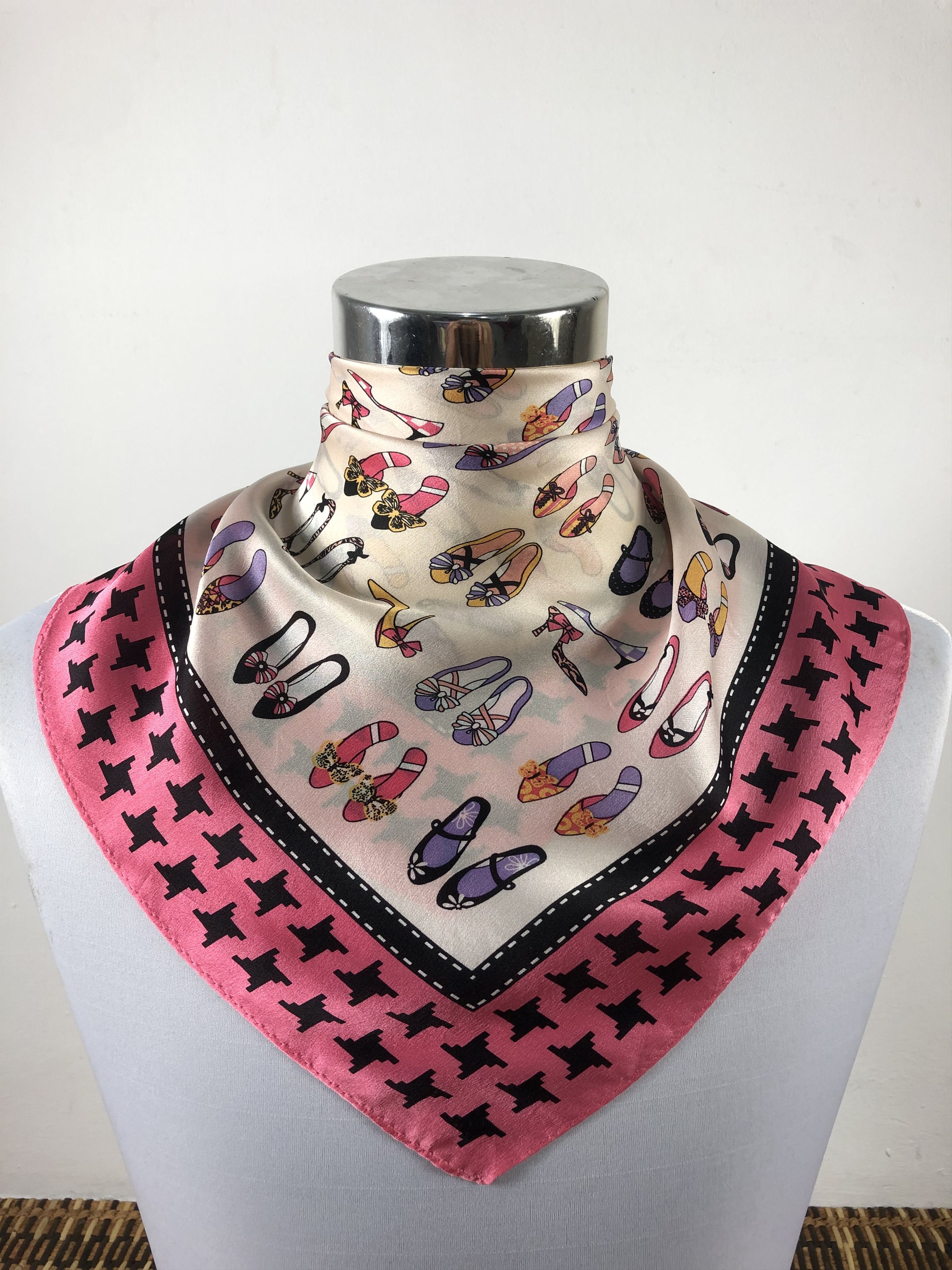 Charles Jourdan × Vintage Charles Jourdan Handkerchief / Bandana / Neckerchief Size ONE SIZE - 1 Thumbnail