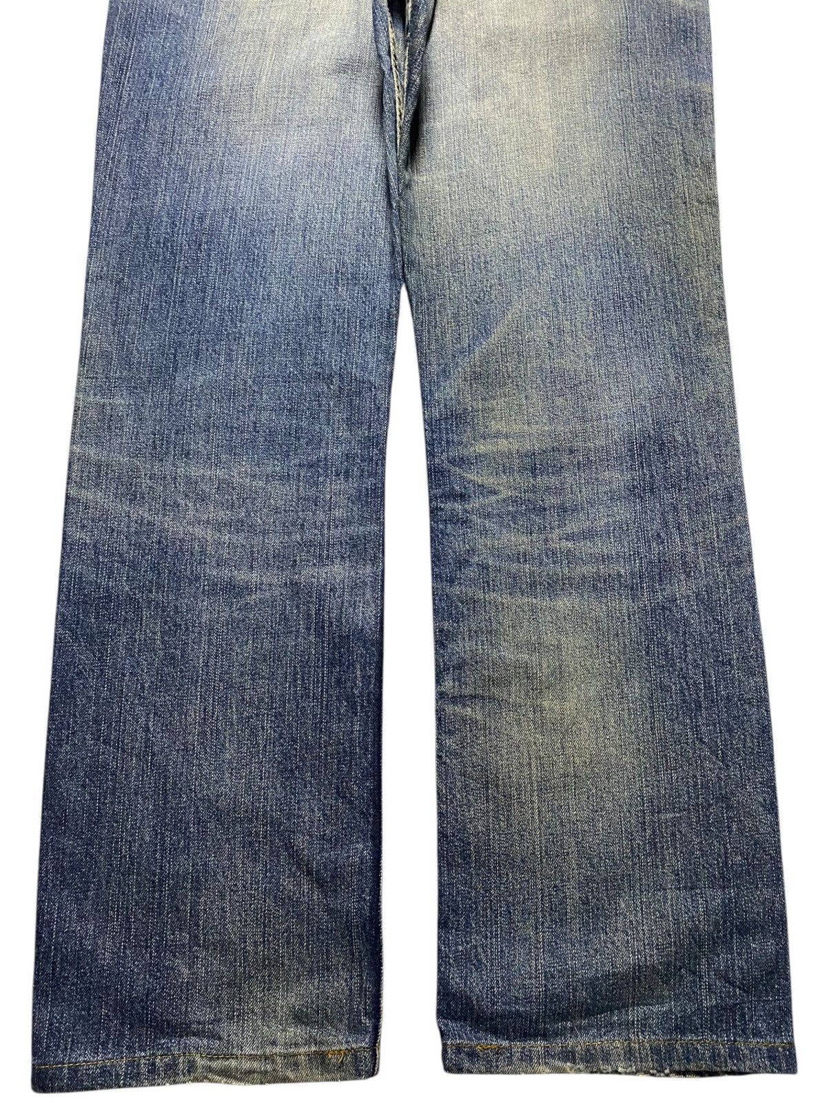 Eddie Bauer Vintage Eddie Bauer Premium Mud Wash Distressed Loose Jeans Size US 32 / EU 48 - 6 Thumbnail