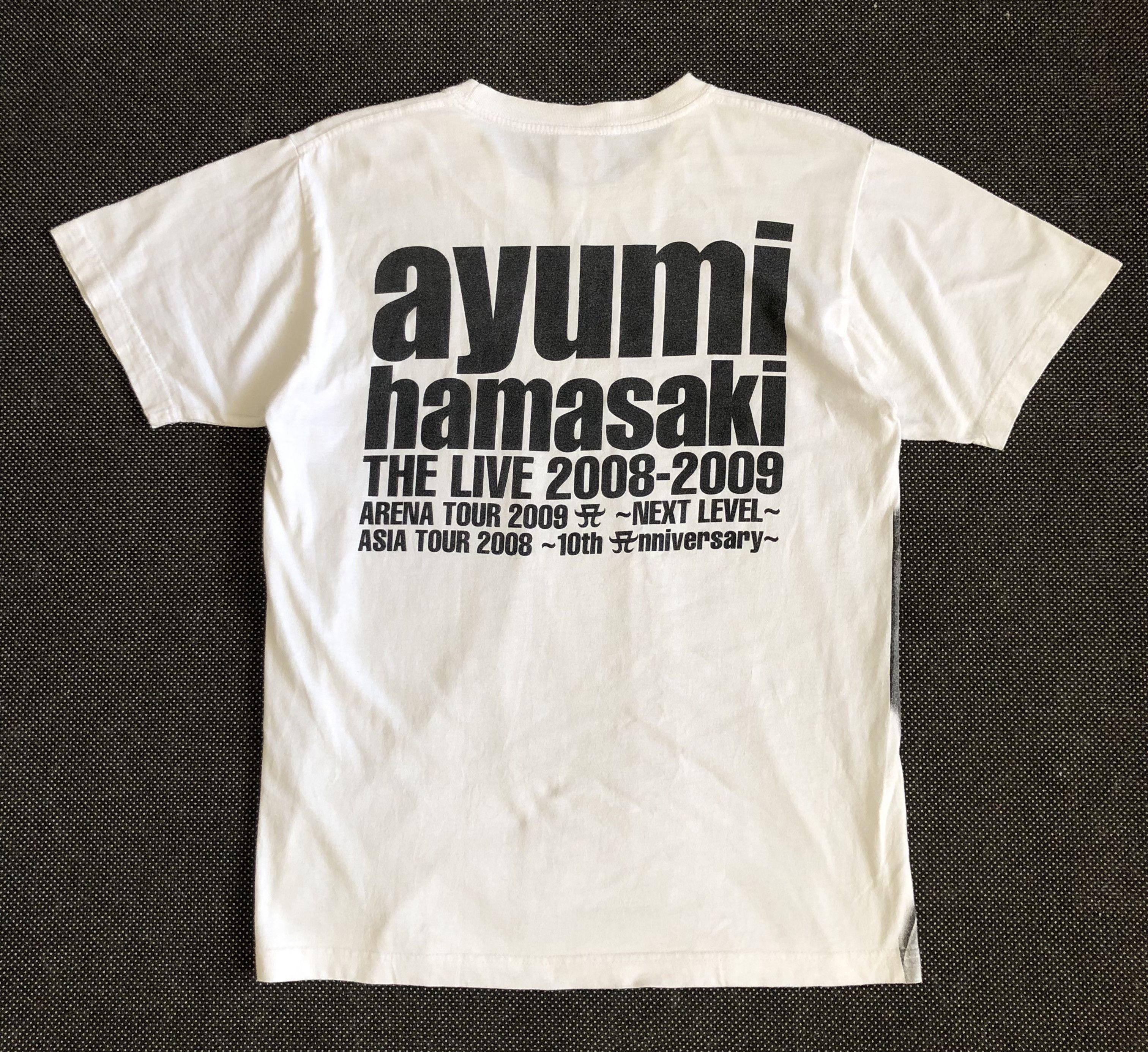 Band Tees 08/09 AYUMI HAMASAKI BIG FACE ARENA & ASIA TOUR TEE Size US M / EU 48-50 / 2 - 2 Thumbnail