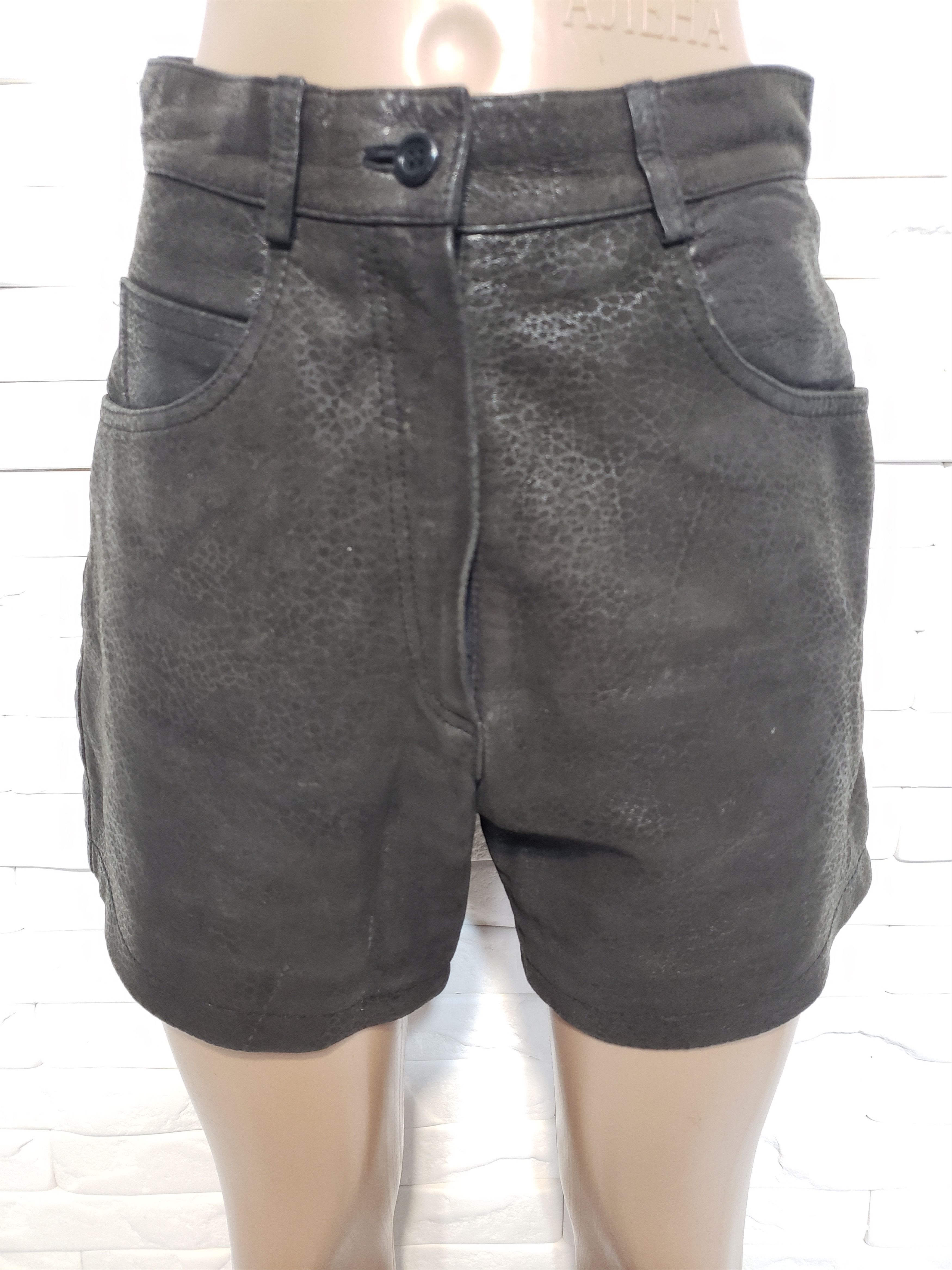 Designer Leather brown women's shorts. Size 26" / US 2 / IT 38 - 3 Thumbnail