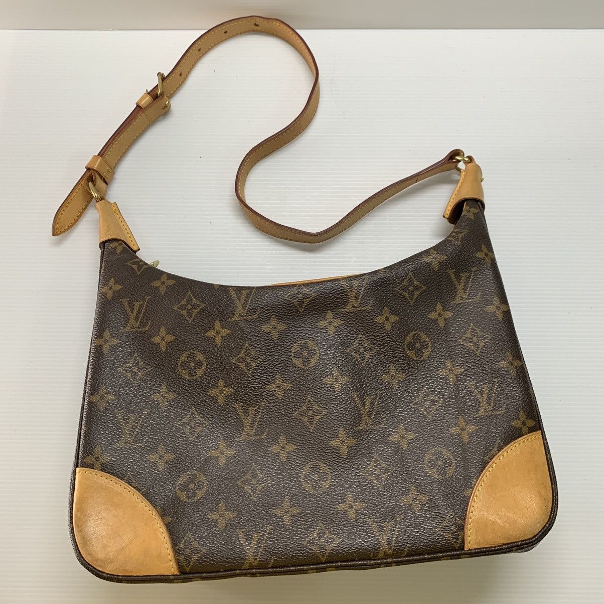 Louis Vuitton Louis Vuitton Monogram Shoulder Bag Size ONE SIZE - 1 Thumbnail