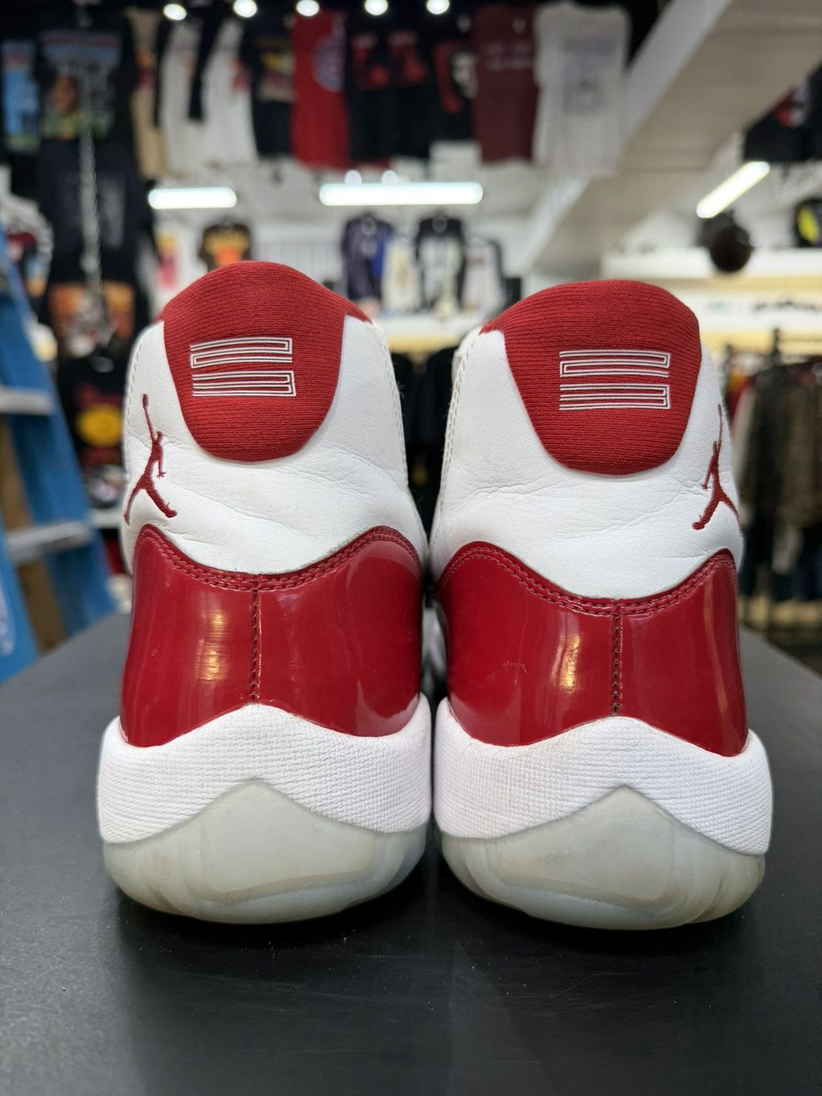 Jordan Brand Air Jordan 11 Cherry Size 11 (2022) Size US 11 / EU 44 - 5 Thumbnail