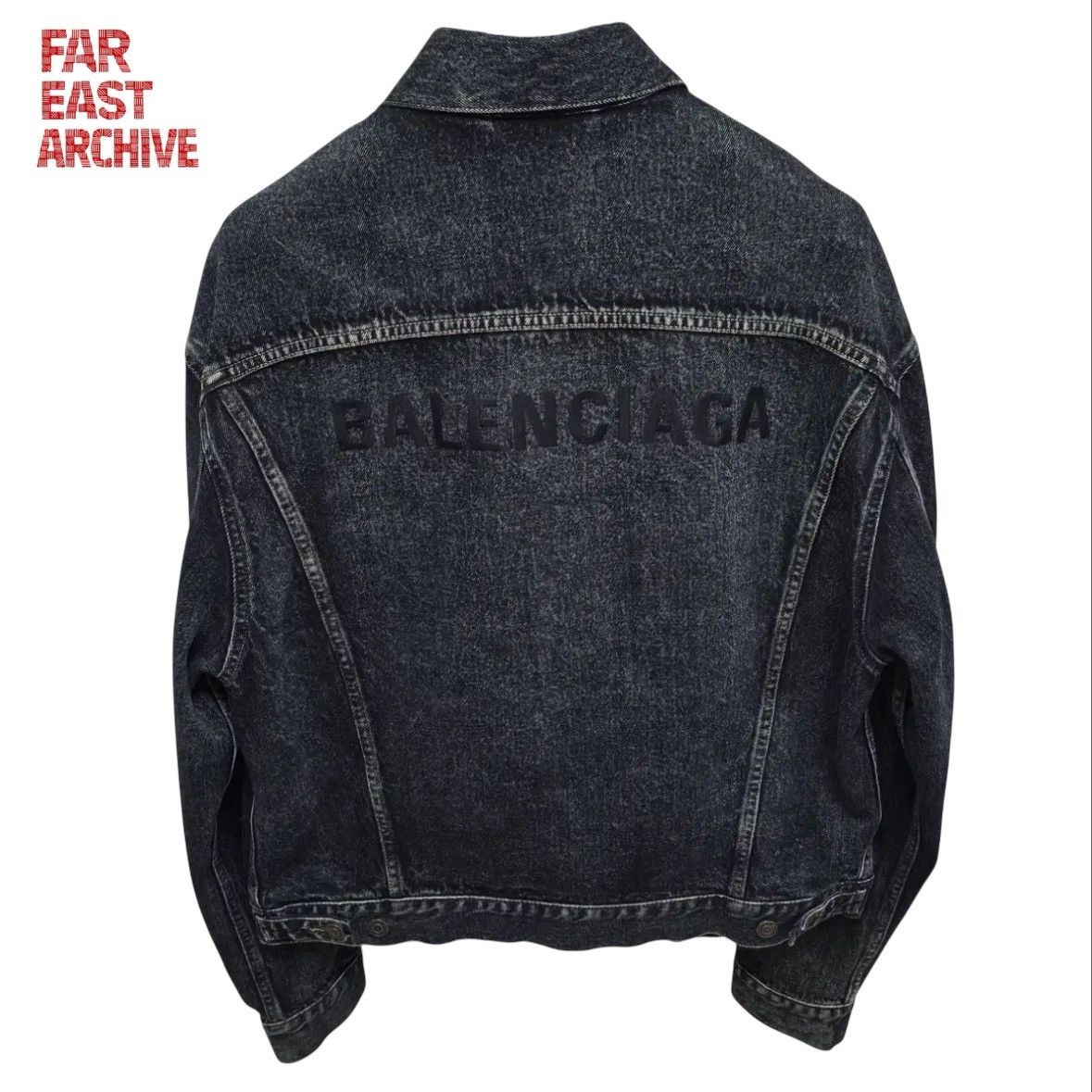 Balenciaga Balenciaga Back Logo Denim Jacket Size US M / EU 48-50 / 2 - 1 Thumbnail