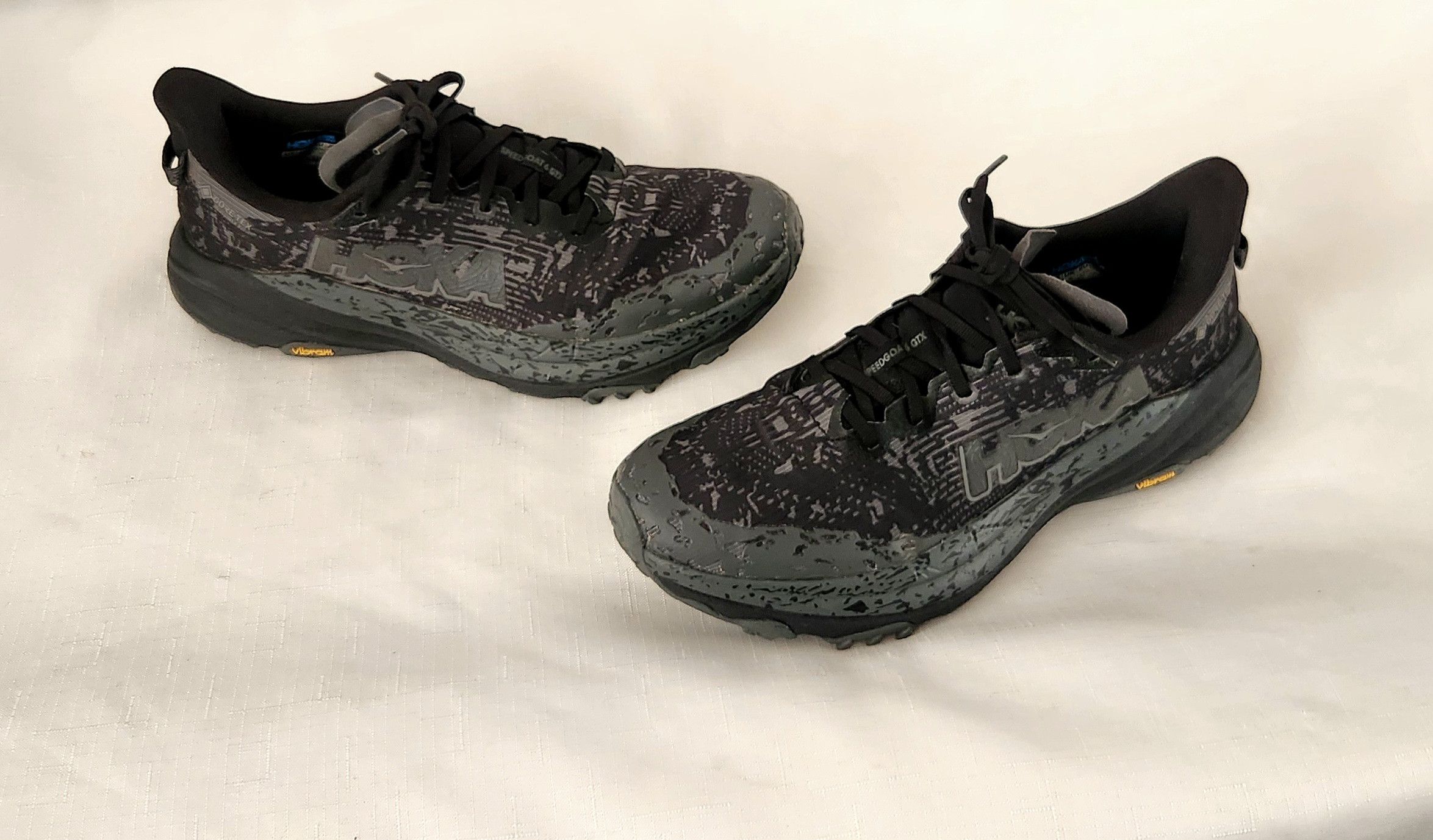 Hoka Hoka One One Men's Speedgoat 6 GTX 1155150 BCKT Black Size US 9.5 / EU 42-43 - 3 Thumbnail