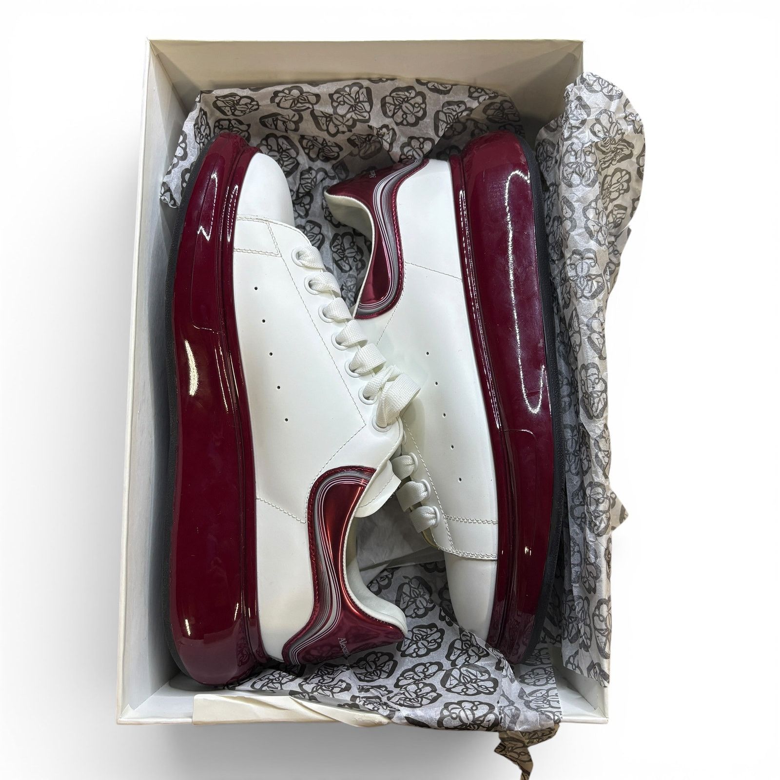 Alexander McQueen Alexander McQueen Oversized Sneaker 'White Garnet Black' 11M Size US 11 / EU 44 - 1 Thumbnail