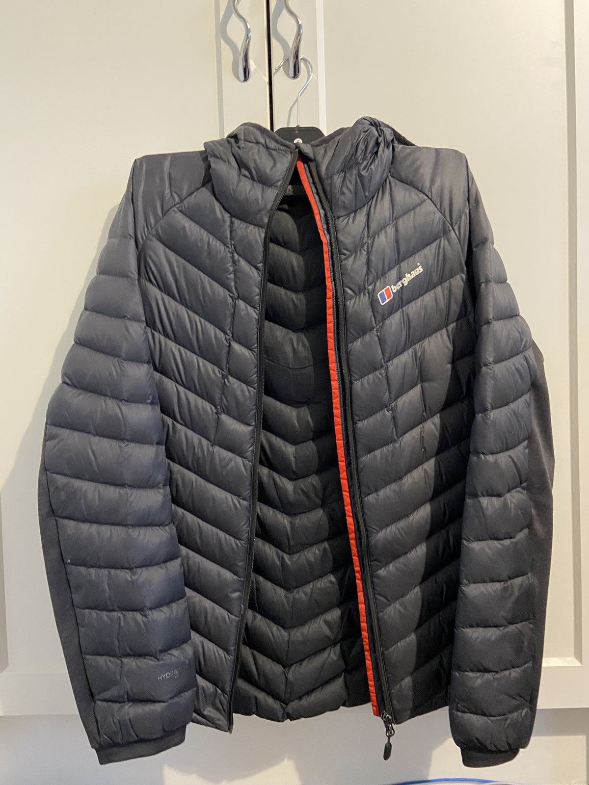 Berghaus Light Berghaus Down puffer jacket Size US M / EU 48-50 / 2 - 1 Thumbnail
