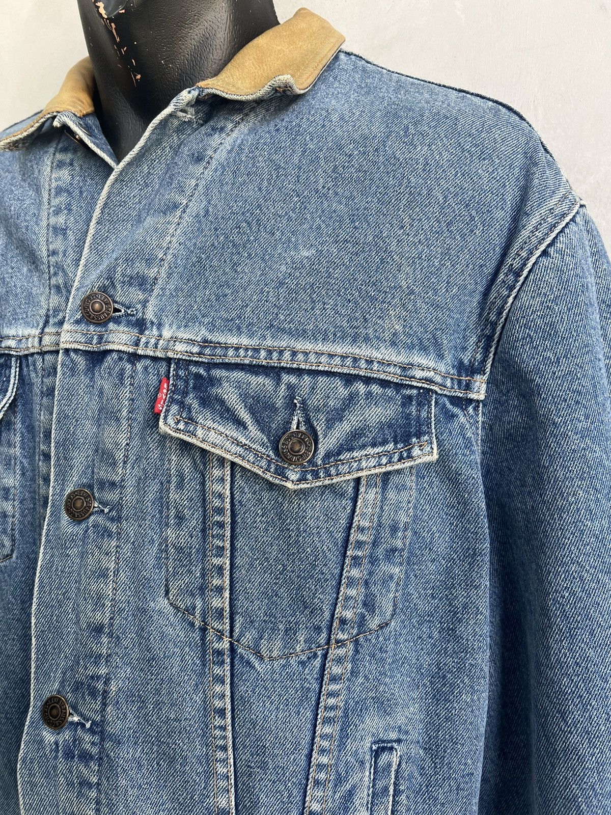 Levi's Vintage 90s Levis trucker jacket leather collar retro Size US M / EU 48-50 / 2 - 4 Thumbnail