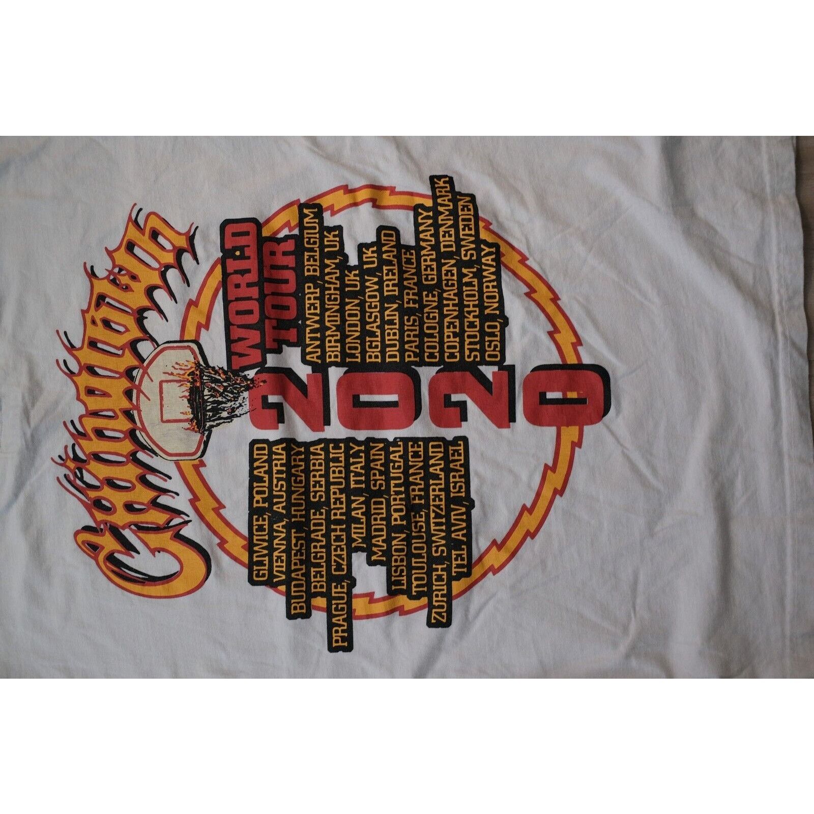 Market Vintage 2019 Chinatown Market Skeleton World Tour Tee Large Size US L / EU 52-54 / 3 - 8 Thumbnail