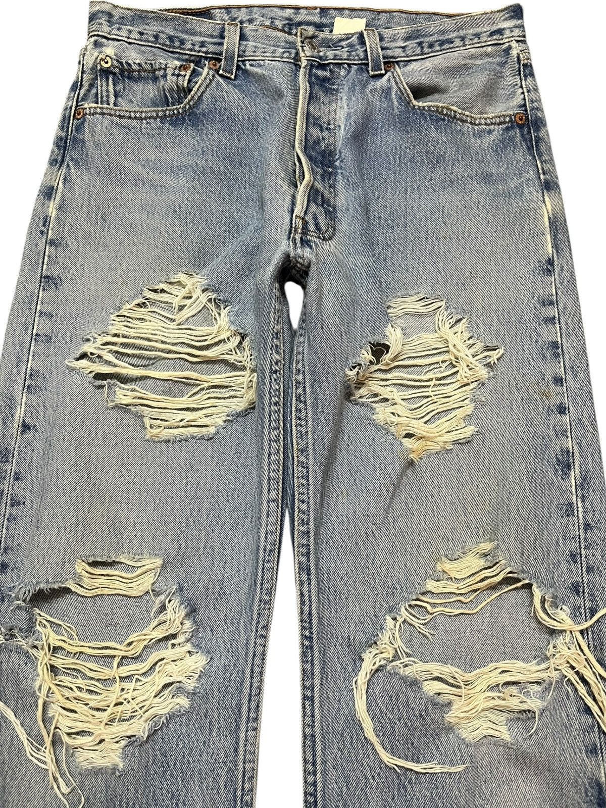 Levi's Vintage Clothing Vintage Levi’s 501xx Ripped Faded Distressed Denim Size US 31 - 2 Thumbnail