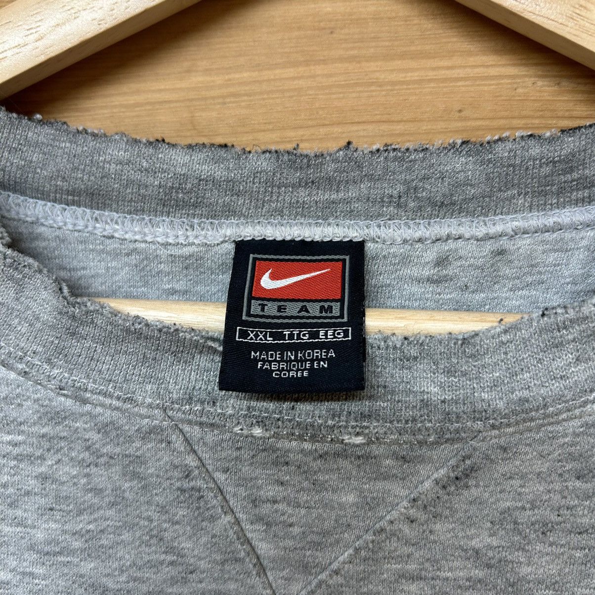 Nike Vintage Illinois Basketball Nike Team Distressed Sweatshirt Size US XXL / EU 58 / 5 - 10 Thumbnail