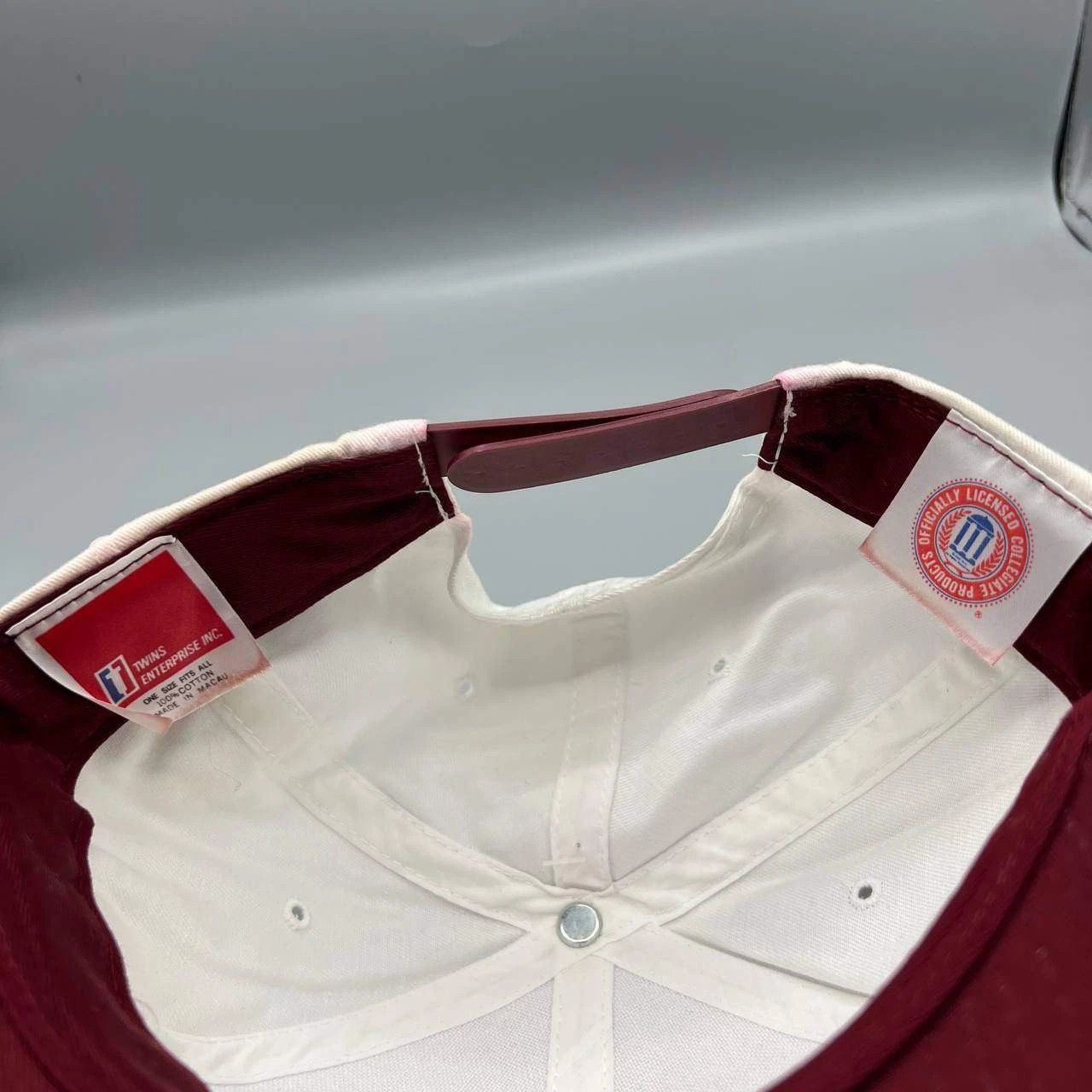 Twins Enterprise Inc. Mississippi State Bulldogs Hat Men White Snap Back Cap New Size ONE SIZE - 7 Thumbnail