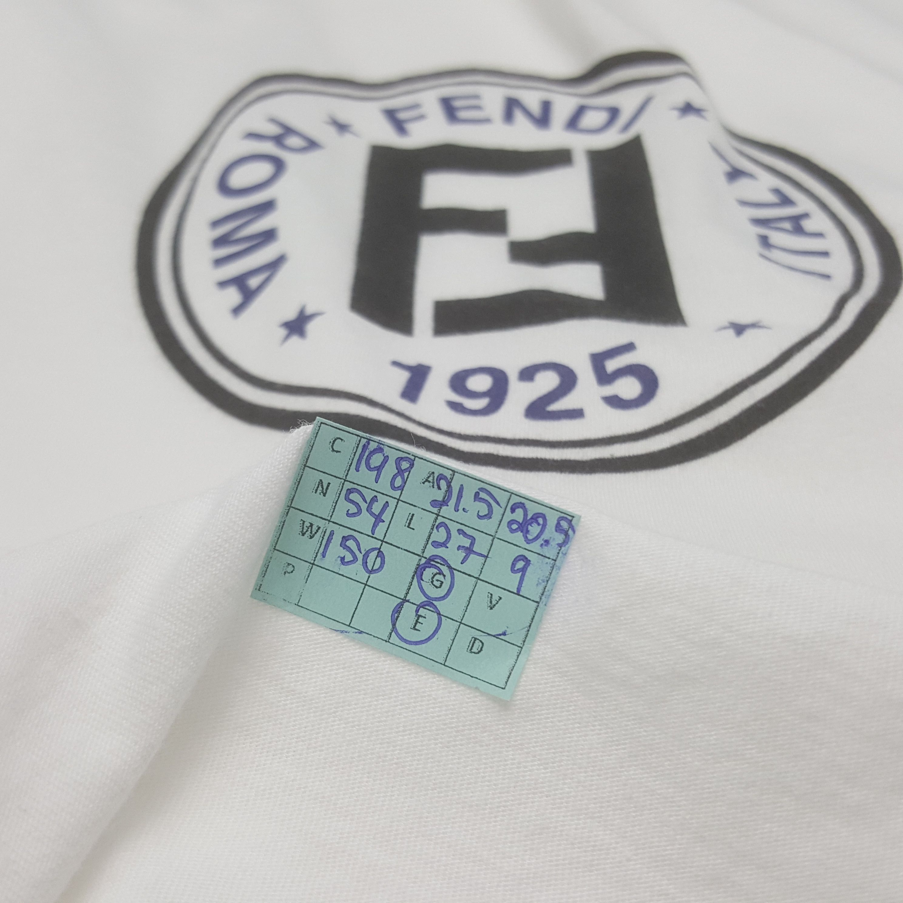 Fendi Vintage Fendi Logo Italian Brand T-shirt Size US L / EU 52-54 / 3 - 7 Thumbnail