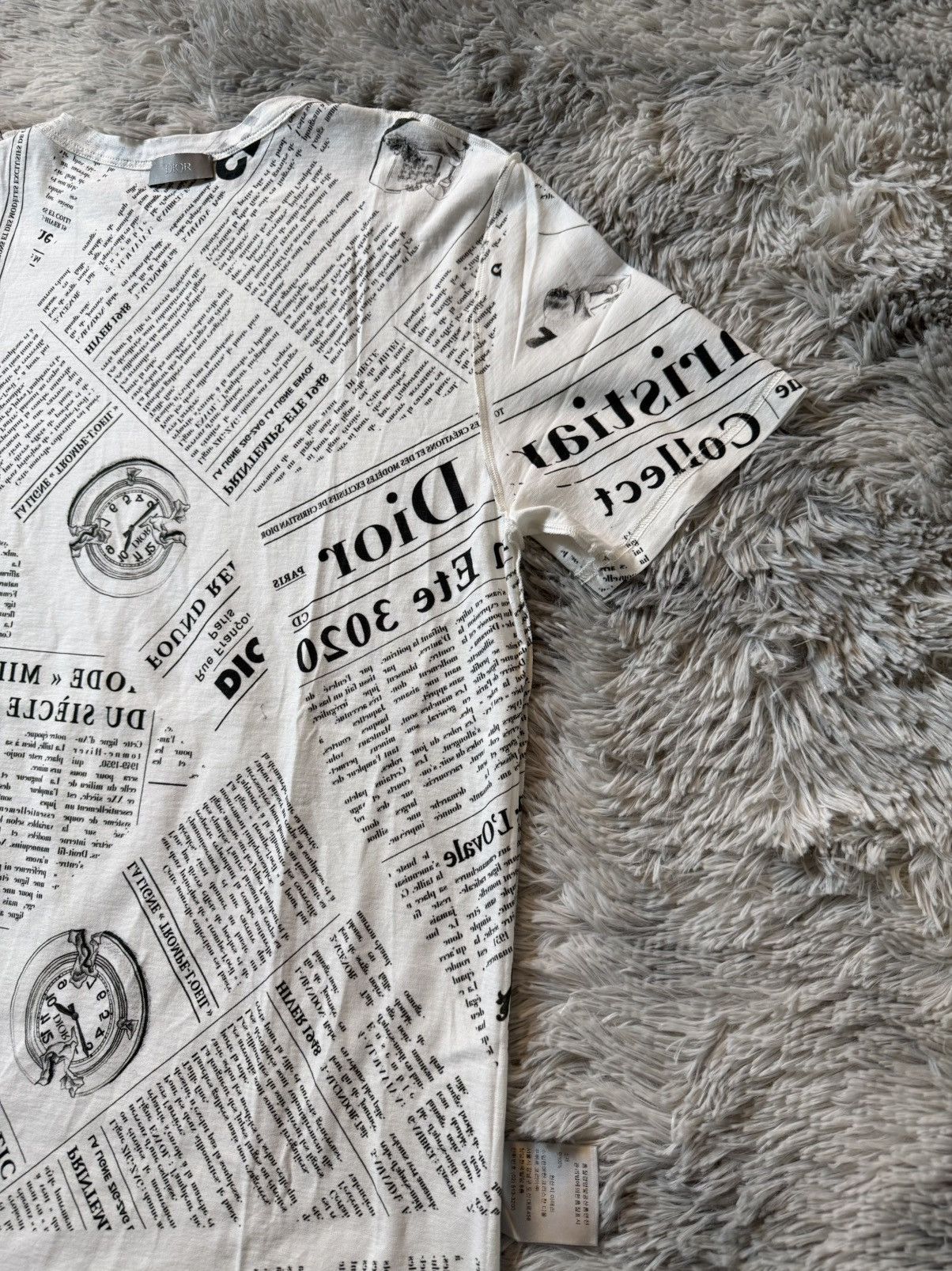Daniel Arsham × Dior Dior x Daniel Arsham “Newspaper Print” T-Shirt SS20 Size S Size US S / EU 44-46 / 1 - 10 Thumbnail