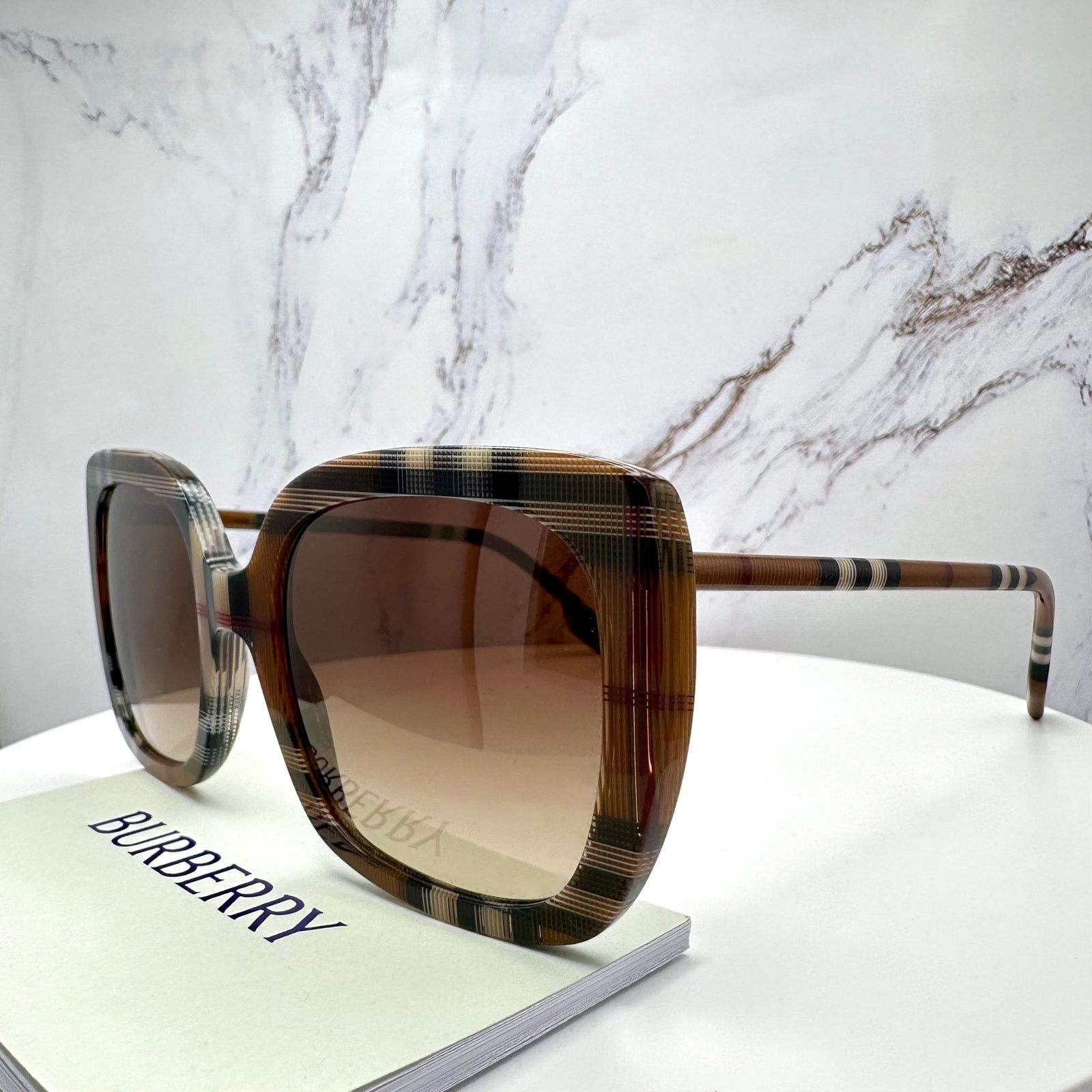 Burberry New Burberry Sunglasses Brown Check Frames Gradient Lens Size ONE SIZE - 14 Thumbnail