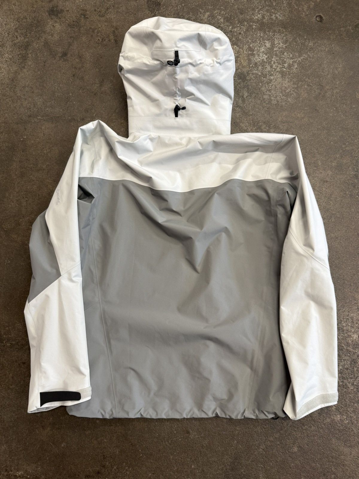 Arc'teryx Archery’x Hard Shell Beta Jacket Size US L / EU 52-54 / 3 - 2 Thumbnail