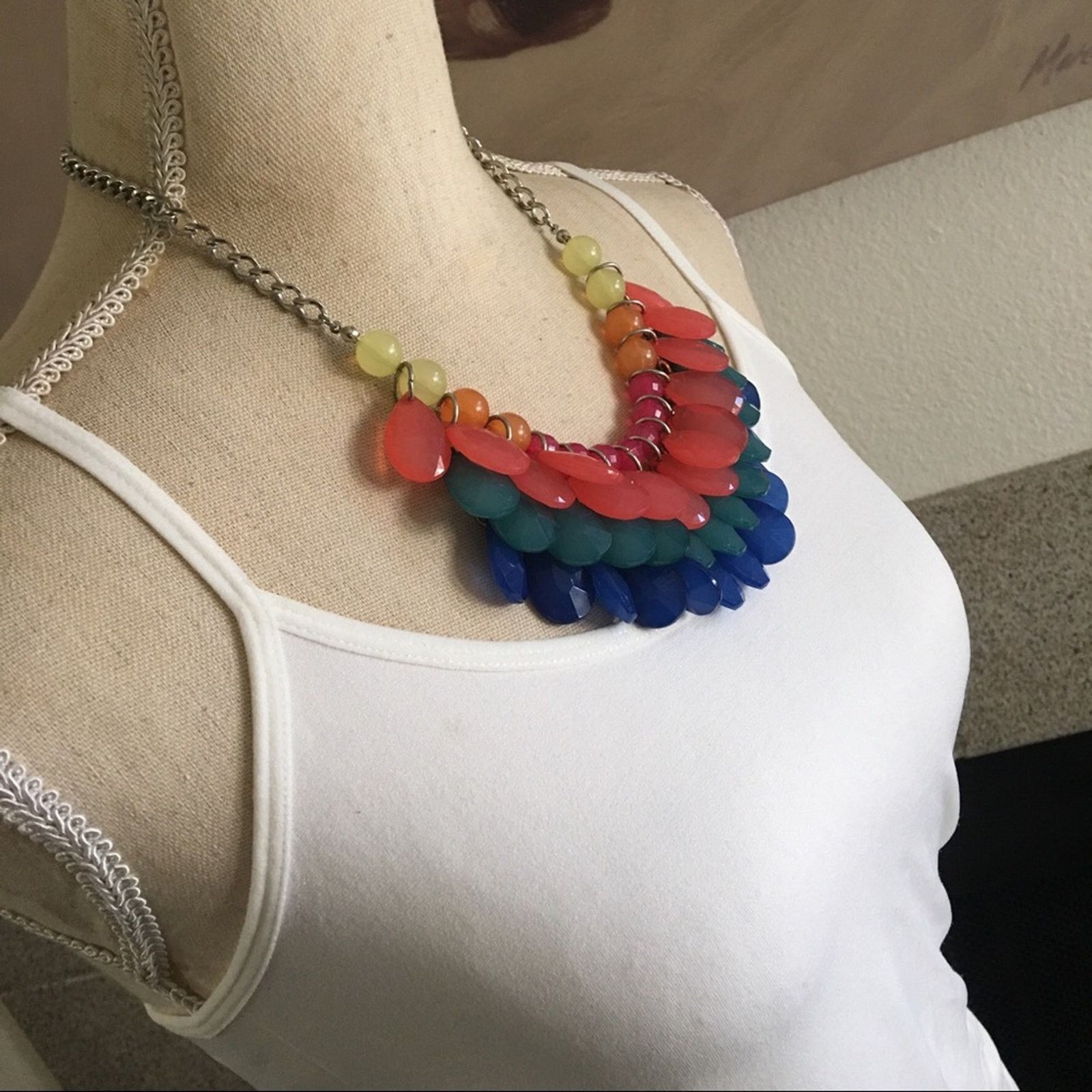 Jewelry Colorful layered faceted resin bead cluster necklace Size ONE SIZE - 2 Thumbnail
