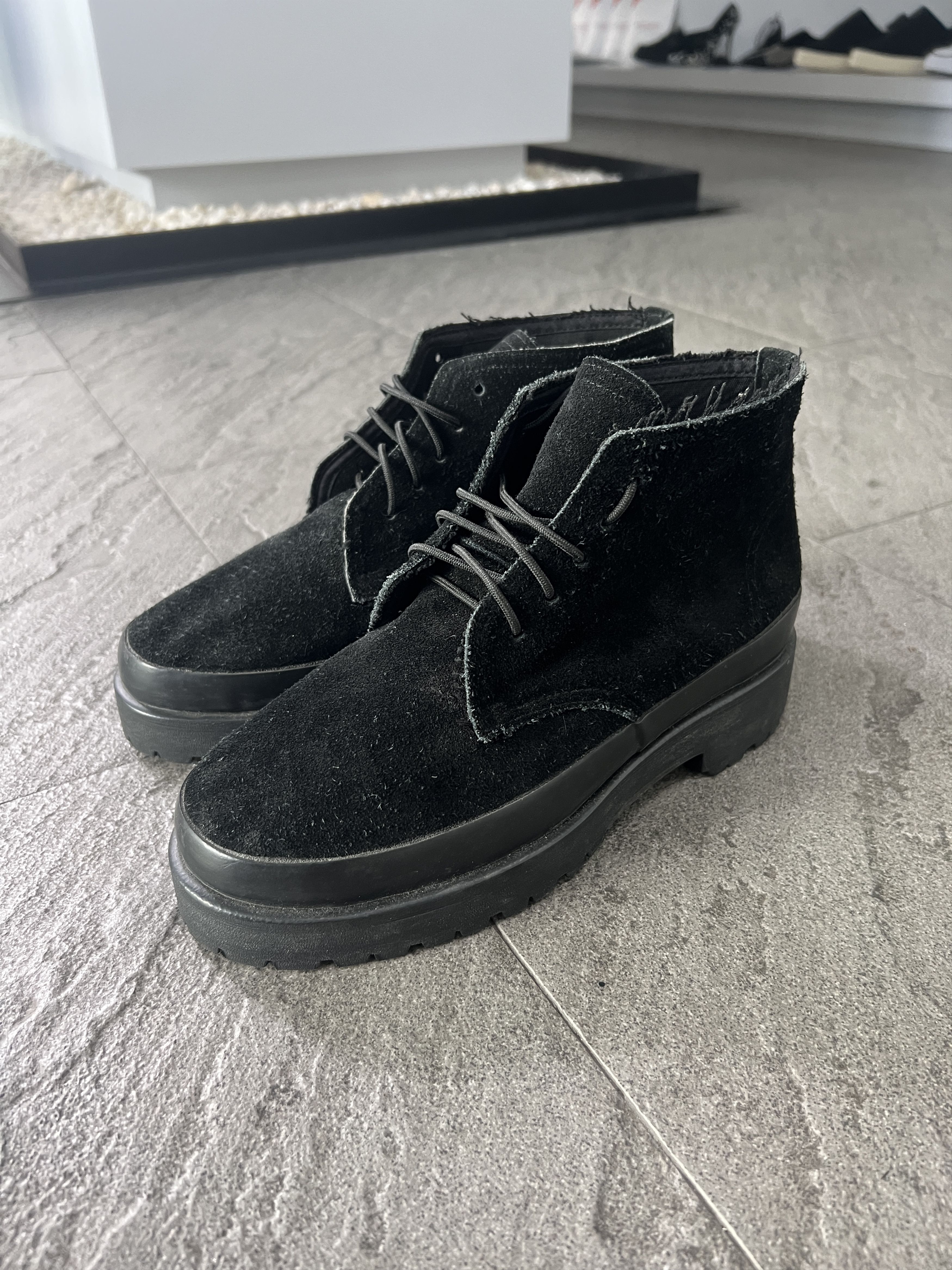Comme des Garcons Comme des Garçons Homme Suede Chukka Boots Black 24.5cm Size US 8.5 / IT 38.5 - 2 Thumbnail