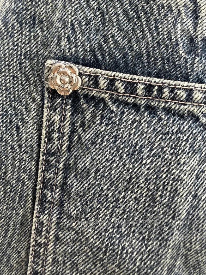 Chanel Chanel Broken flower stitching jeans and wide-leg trousers Size 24" / US 00 / IT 34 - 4 Thumbnail