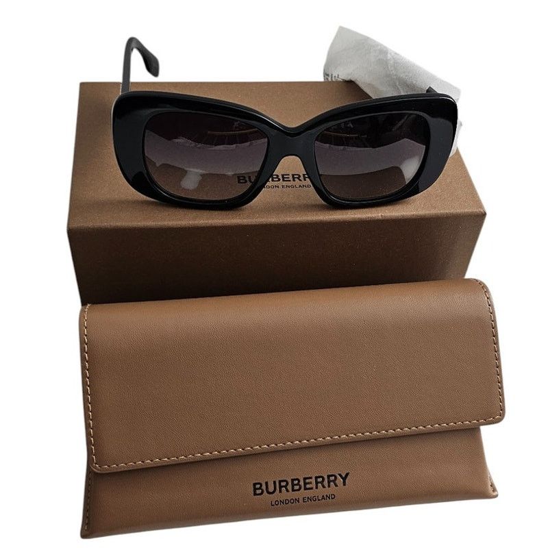 Burberry Burberry BE4410 square-frame sunglasses in black acetate Size ONE SIZE - 2 Thumbnail