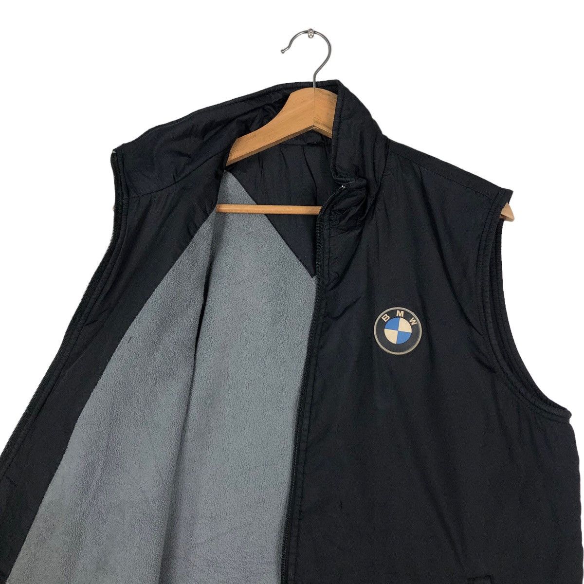 Japanese Brand 🔥Vintage Vest Puffer Down BMW Motorrad Big Logo Spell Out Size US L / EU 52-54 / 3 - 12 Thumbnail