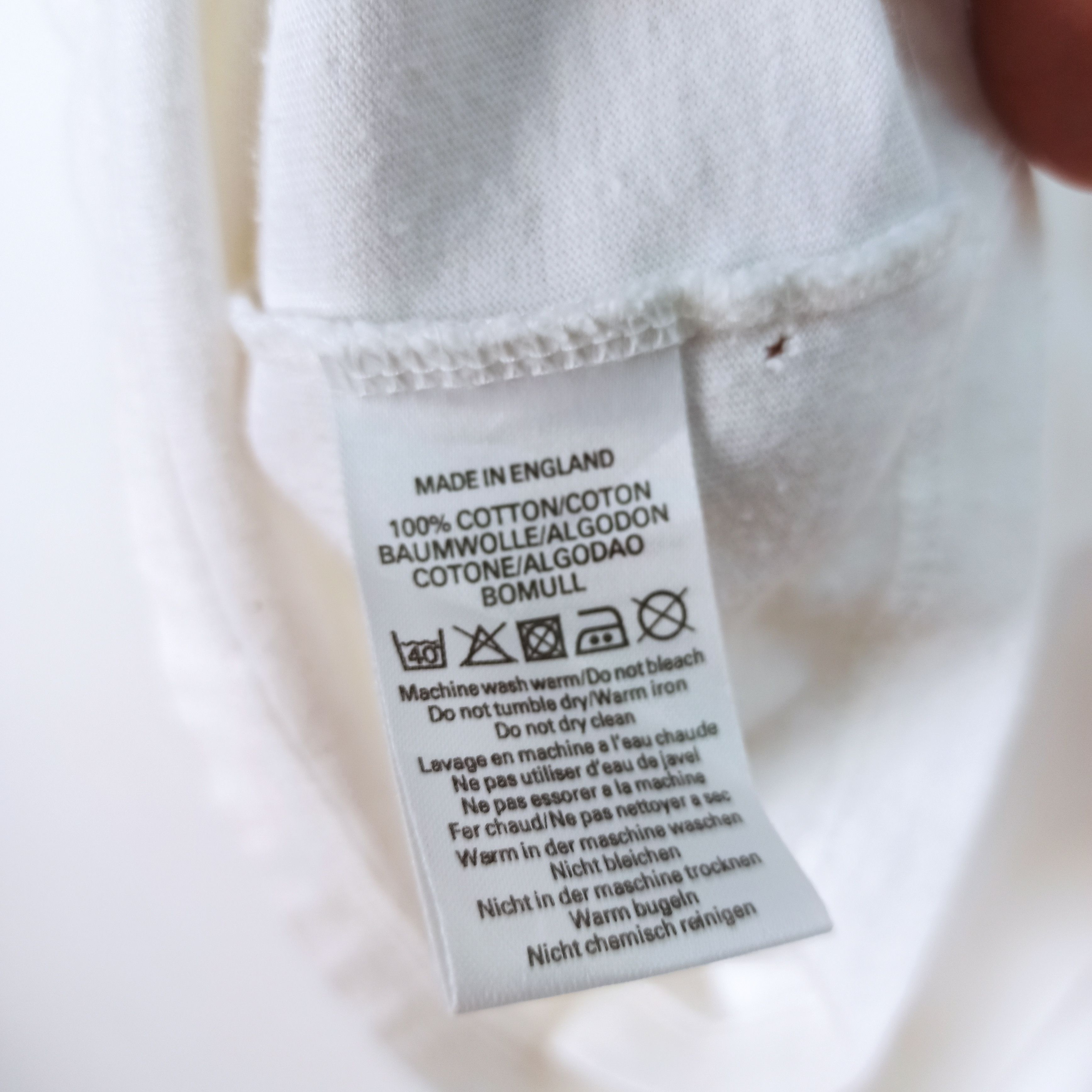 Burberry 🔥Rare🔥 Burberrys London Big Logo Tshirt Size US M / EU 48-50 / 2 - 10 Thumbnail