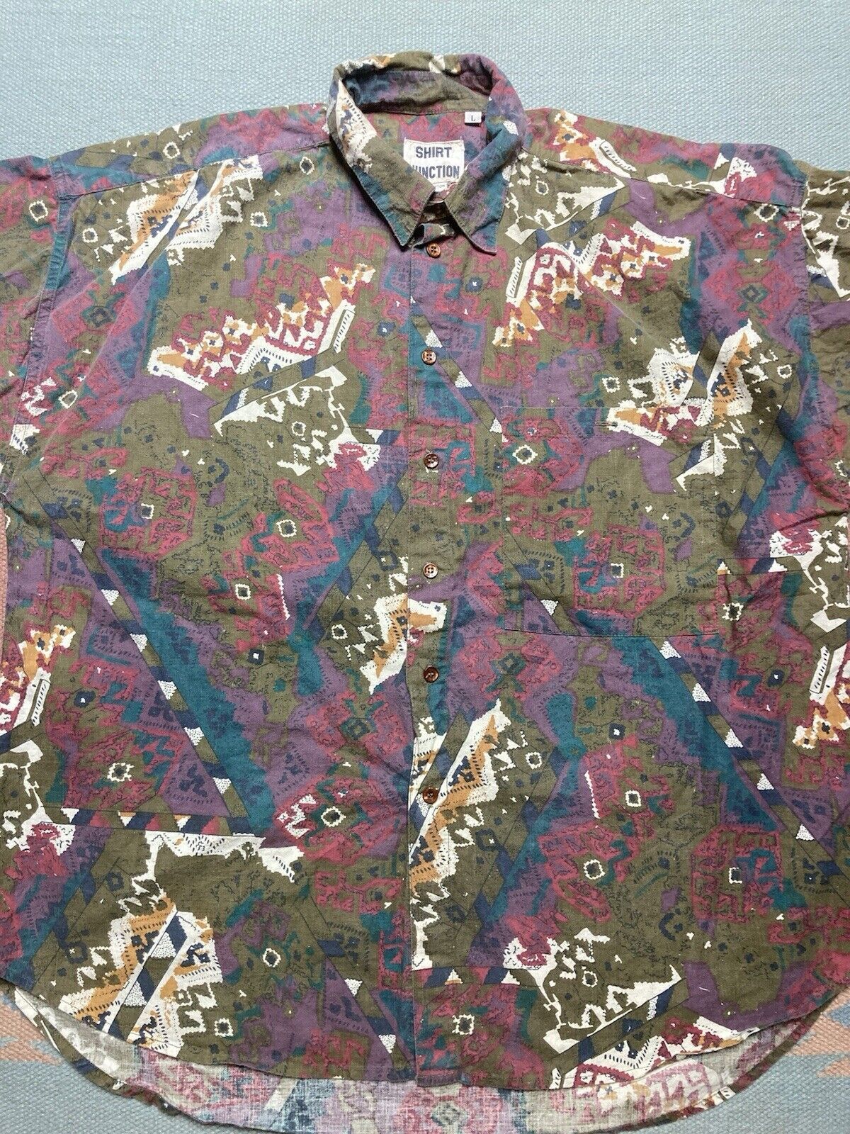 Vintage VTG 90s button shirt lightweight cotton abstract aztec L Size US L / EU 52-54 / 3 - 2 Thumbnail